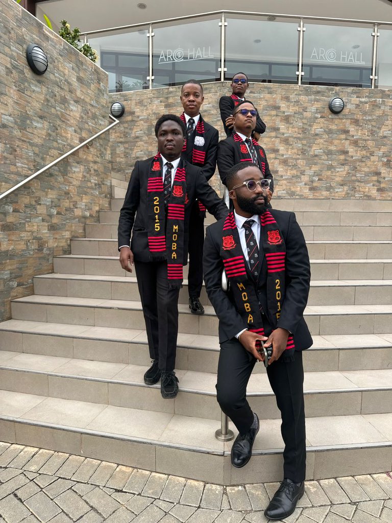 After 10years we celebrate brotherhood built on the hills of Kwabotwe. Mfantsipim built some of us into the men we are today. 🔴⚫️