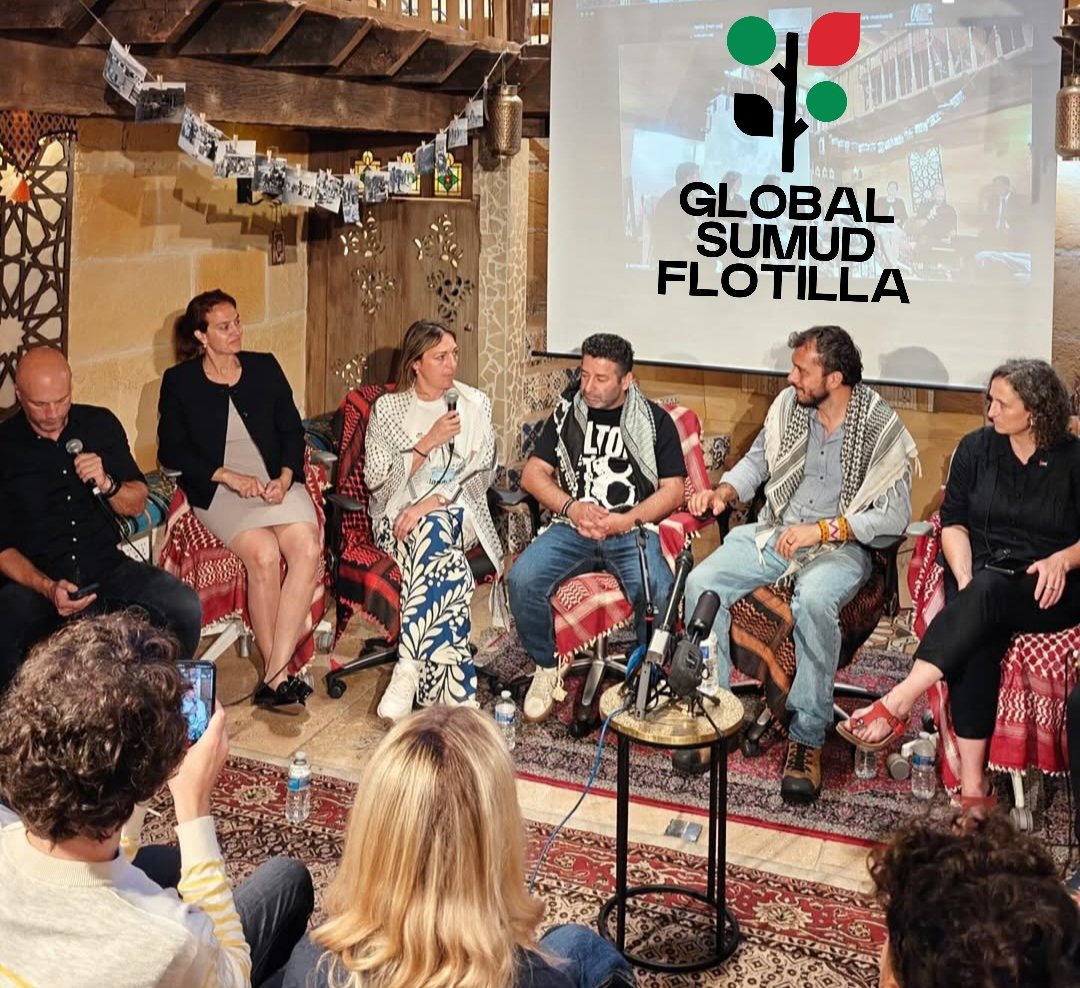 Ayer, en Londres, los miembros de la junta de @globalsumudflotilla celebraron una conferencia de prensa en @palhouseldn (Casa Palestina) para anunciar oficialmente la nueva misión civil para romper el asedio a Gaza.

Como delegación española de @globalmovementtogaza y parte