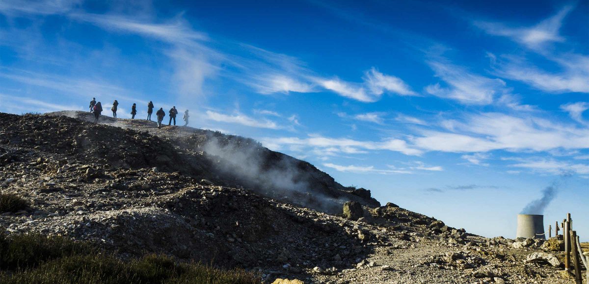 🌿♨️ El turismo geotérmico en Toscana crece con más de 60,000 visitantes al año. Naturaleza, energía limpia, museos y cultura se unen para impulsar economía local y sostenibilidad. 🍺🚶‍♂️ #TurismoSostenible #Geotermia #Toscana