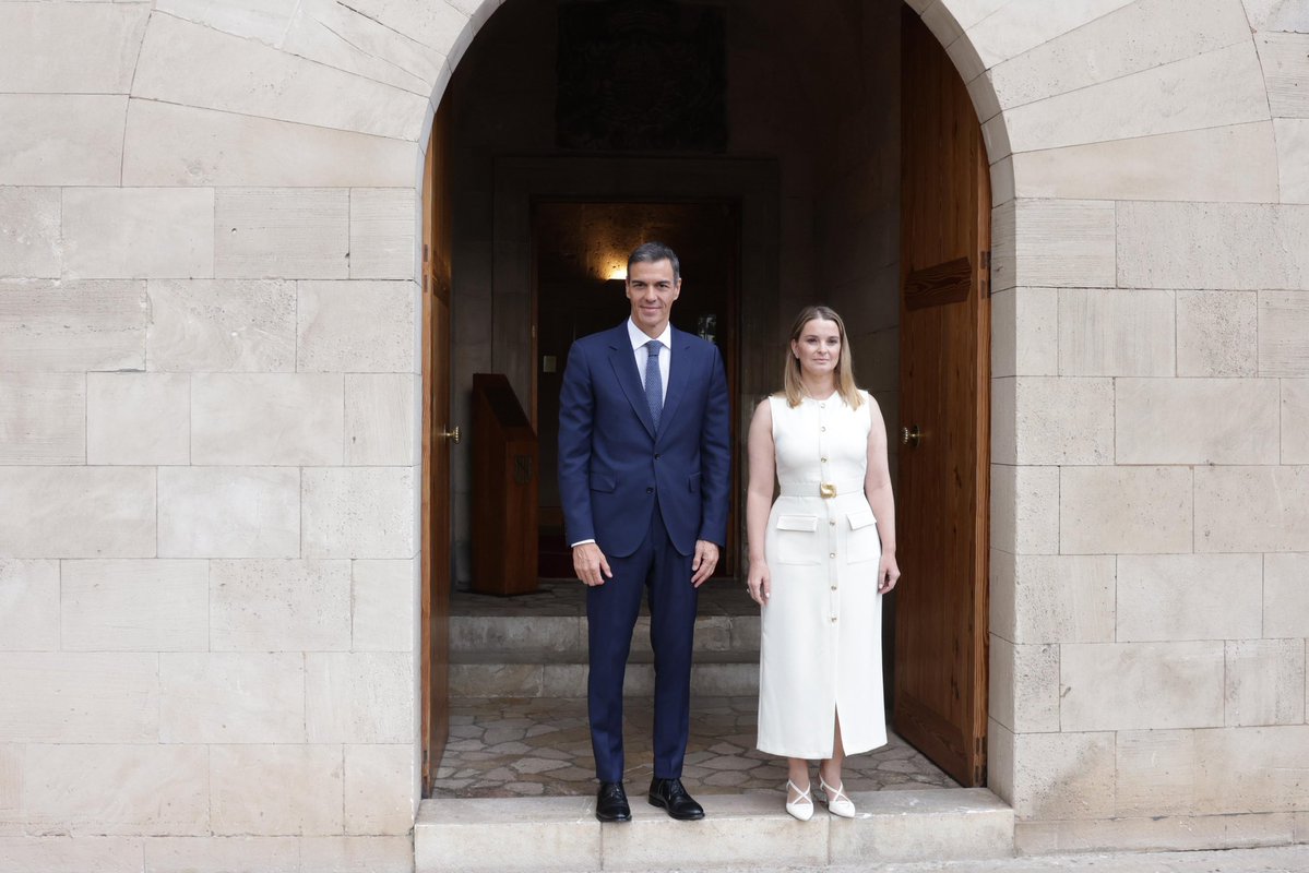 Una vegada més, m’he reunit amb el president del Govern, Pedro Sánchez, a qui he traslladat l’agenda balear: les reivindicacions, necessitats i problemes de primer ordre que depenen del Govern d’Espanya.