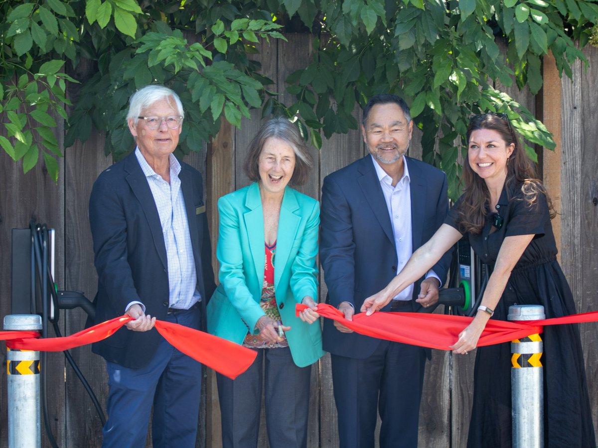 Yesterday, Palo Alto celebrated the installation of new electric vehicle (EV) charging stations at the Colorado Park Apartments, an affordable housing multi-family community operated by Alta Housing. Read more about the project at evmatch.com/blog/co-park-a…