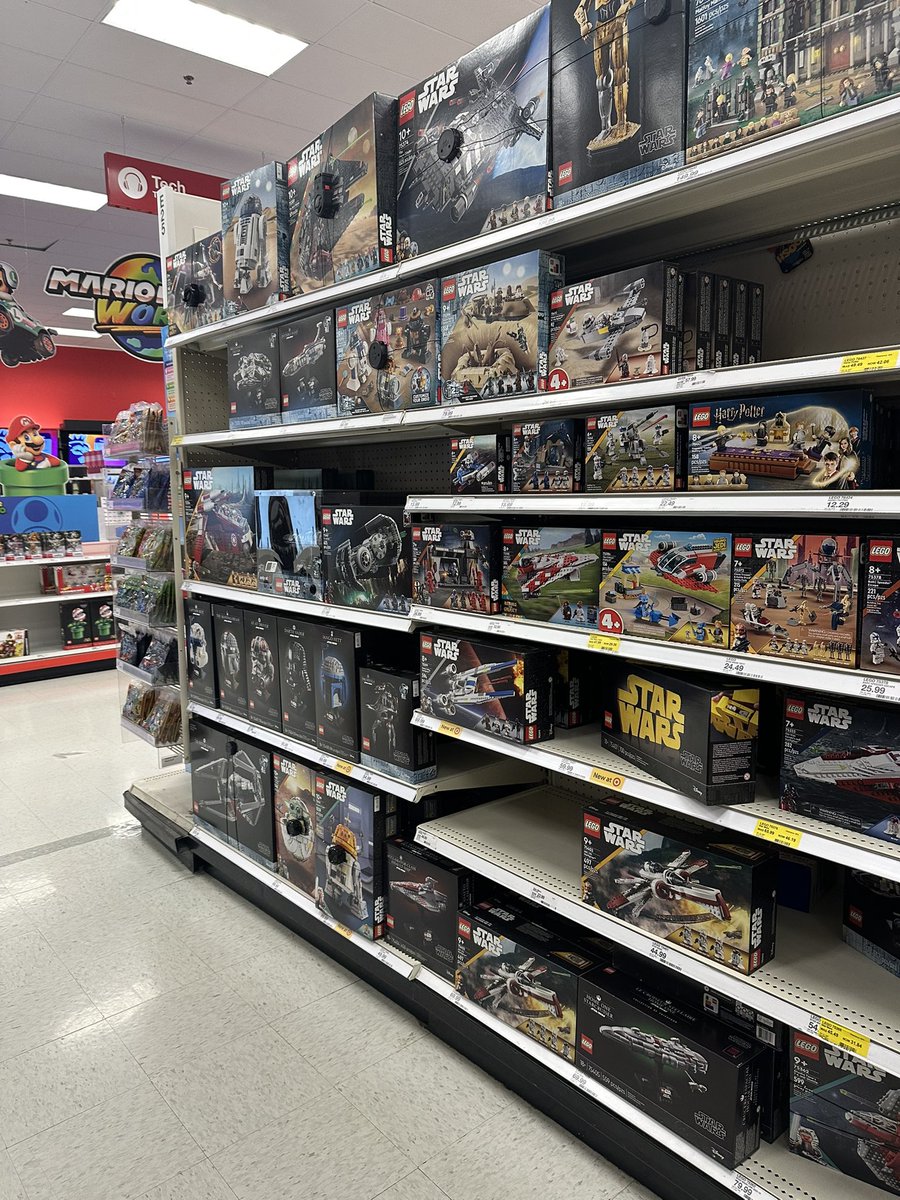 Blonde women and the liberal left are in shambles at the sight of this