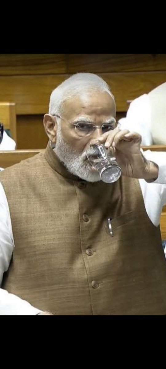 ZERO🤷🏻 (@rahulkharwar25) on Twitter photo <a href="/mohitlaws/">Mohit Chauhan</a> 75 साल के बूढ़े व्यक्ति के साथ ऐसा बर्ताव अमनवीय और क्रूर है,
अभी पैजामा मे मूत देते तो दुनिआ को क्या मुँह दिखाते हम लोग😡 <a href="/mohitlaws/">Mohit Chauhan</a> 75 साल के बूढ़े व्यक्ति के साथ ऐसा बर्ताव अमनवीय और क्रूर है,
अभी पैजामा मे मूत देते तो दुनिआ को क्या मुँह दिखाते हम लोग😡