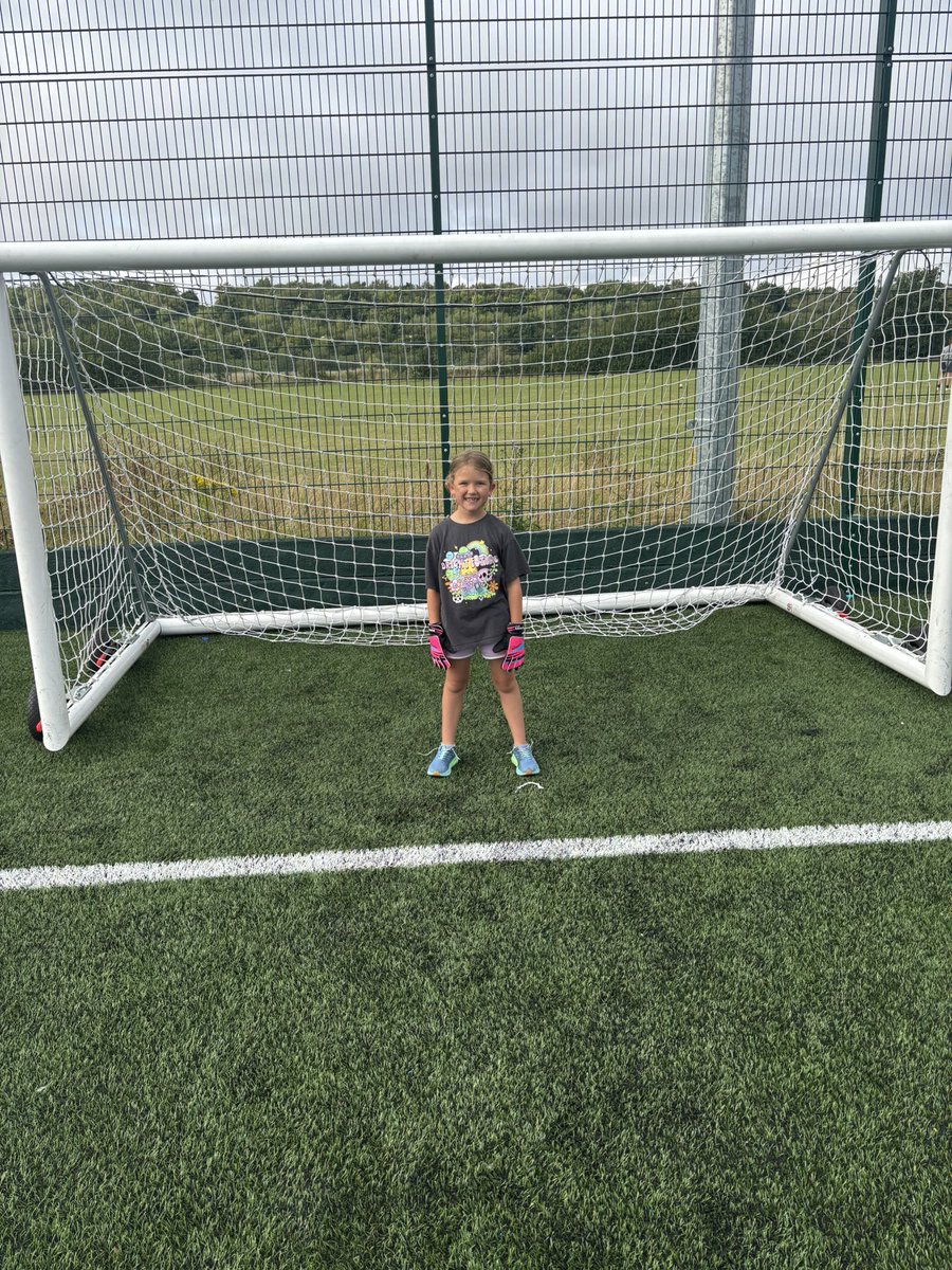 Inspirational <a href="/hannahhampton_/">Hannah Hampton</a> Heidi now wants to be a keeper!