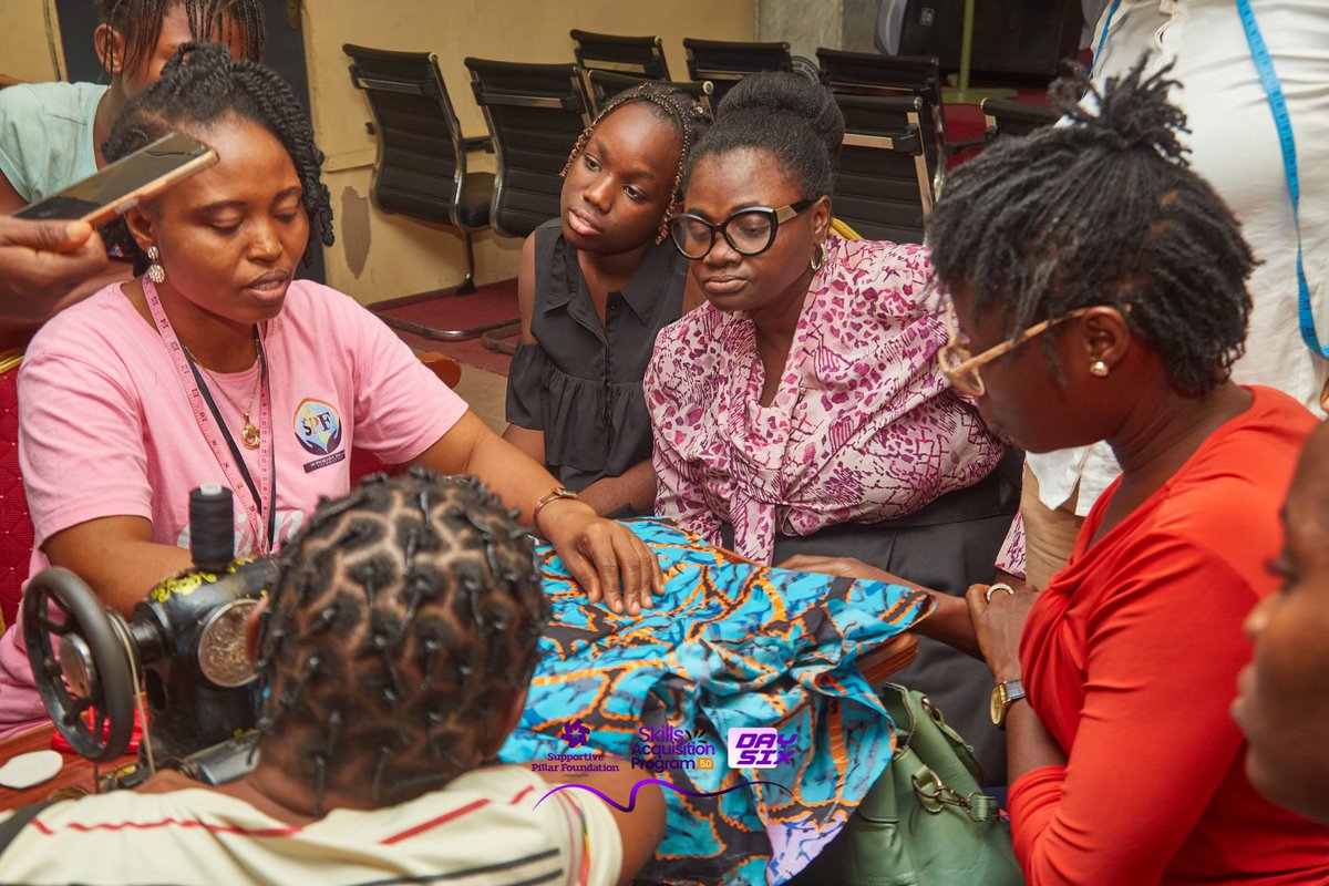 Supportivepf's tweet image. Day 6: Threads of Transformation

Today, fashion students stitched their dreams with even more precision.

#SAP5 | Ibifubara | Bright Morgan | Falz | Otedola | Peter Obi | #BBNaija | Poverty | Sultana | Gigi | #BigBrotherNaija | Omojuwa | Burna Boy | Uba Sani | Federal Government