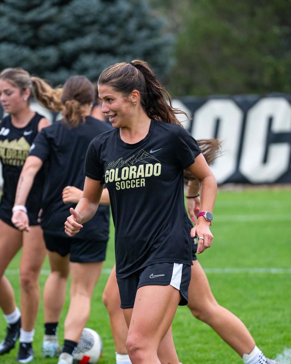 Colorado Buffaloes Soccer (@cubuffssoccer) on Twitter photo First day feels 🤗
#SideBeforeSelf // #GoBuffs First day feels 🤗
#SideBeforeSelf // #GoBuffs