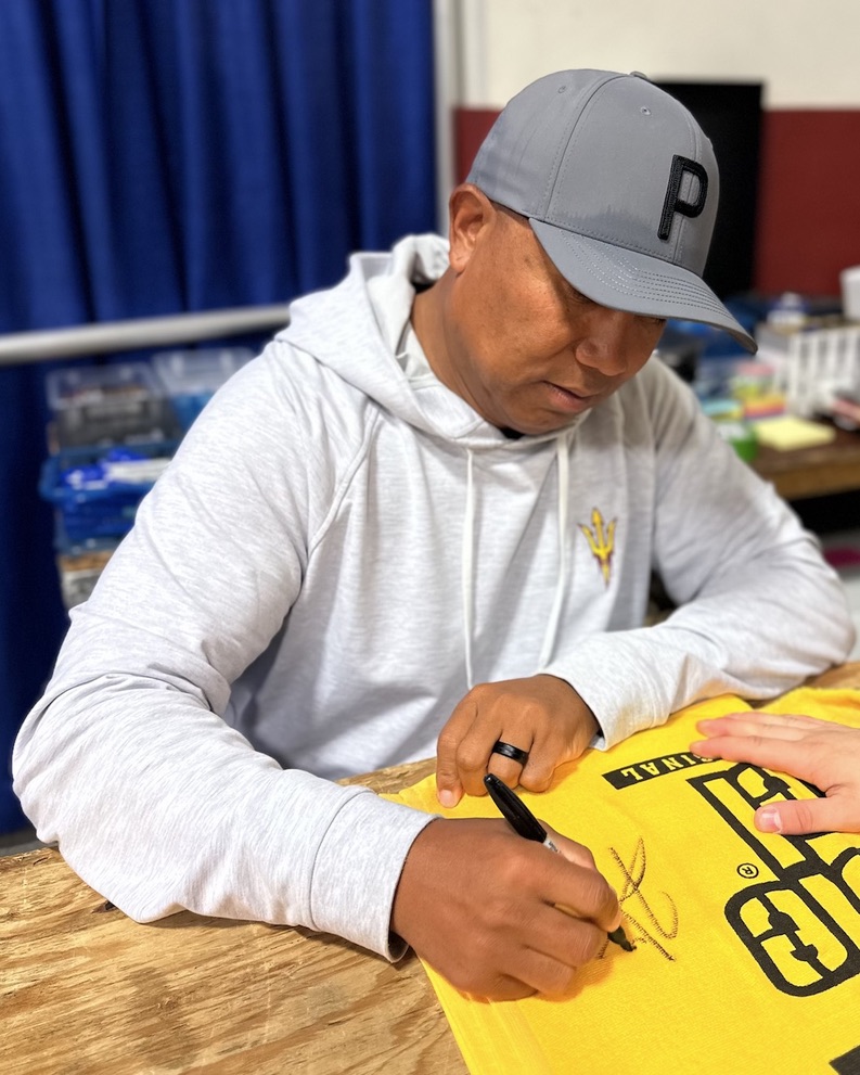 Repost this if you think Hines Ward should be in the <a href="/ProFootballHOF/">Pro Football Hall of Fame</a> 💪