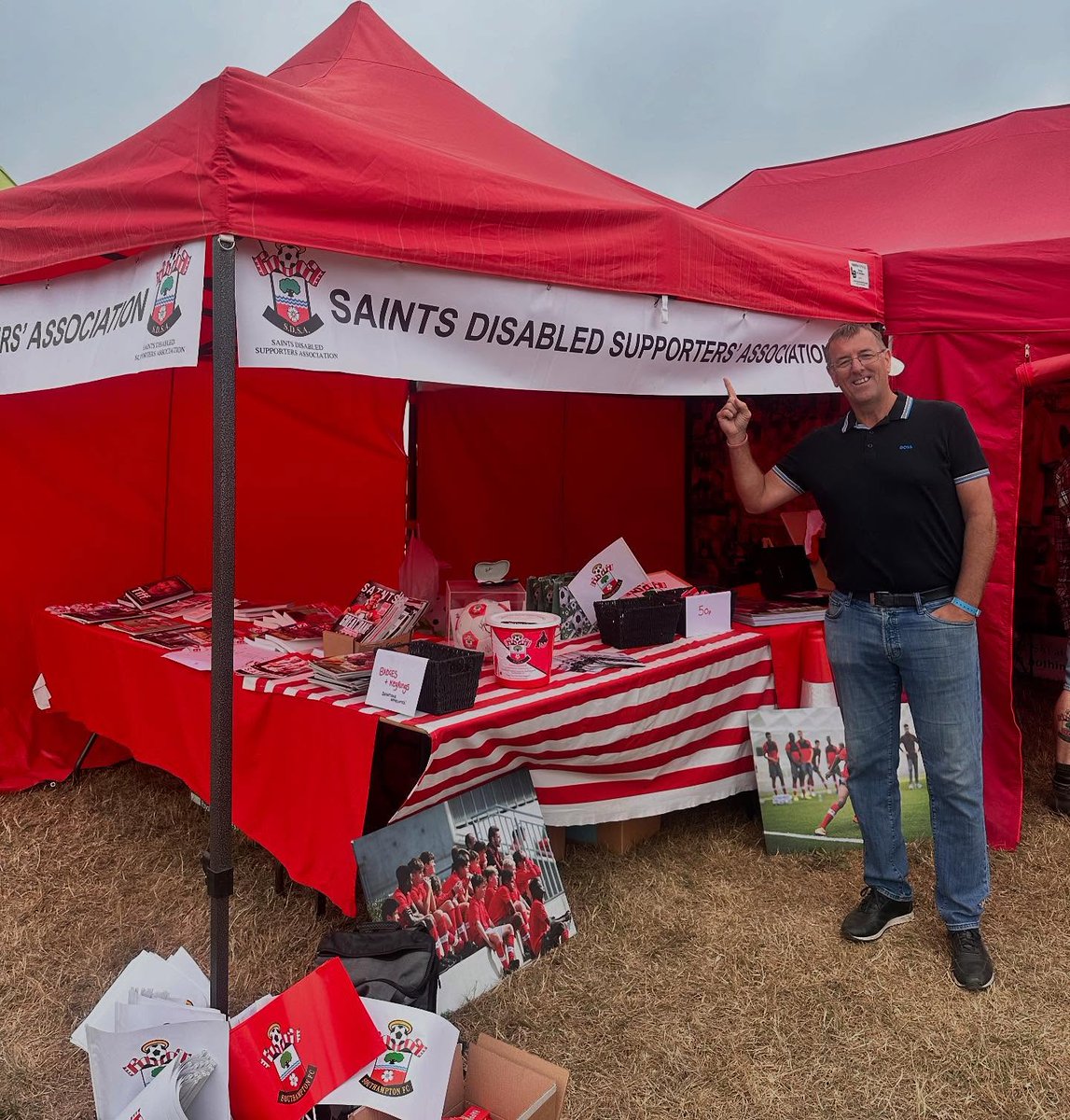 Matt Le Tiss &amp; Mark Dennis were at the SDSA stand today signing autographs &amp; having their pictures taken with the FA Cup. Will you be coming tomorrow when it promises to be another successful day? We have lots of memorabilia 4 sale signed shirts,  pictures Etc #SaintsFC