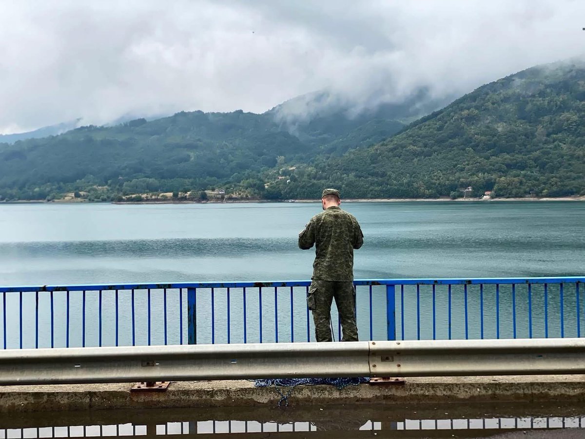 Thank You to the Kosova Army 🦅 

We express our deepest gratitude to the brave members of the Kosova Army for their dedication and professionalism in locating and recovering the body of our fellow citizen who tragically drowned in Lake Ujmani, in the north of Kosova.

Your