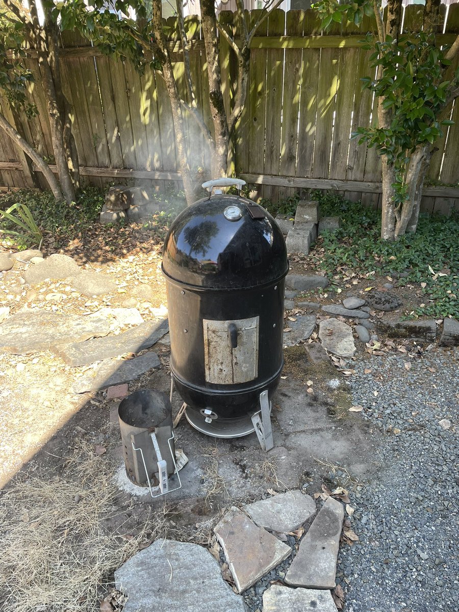 Rolling Smoke 
Ribs 
3-2-1 
Candy 
#BBQ
#WSM