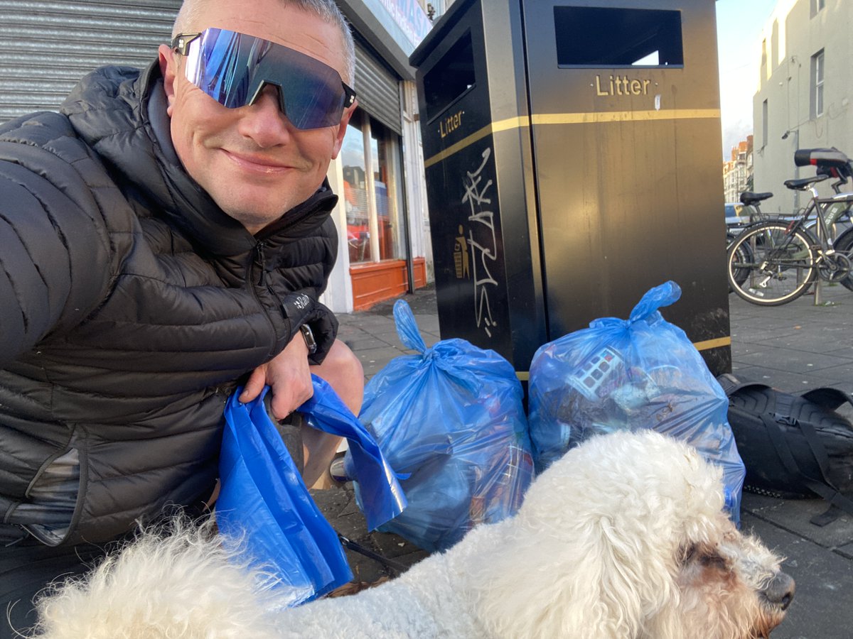 Today I said goodbye to my dog, Betty 💖

She was by my side on every litter pick, over 1,000 bags collected.

I miss her so much 😢

Don’t just scroll past.
Pick up litter, especially glass 🐾
Change doesn’t wait. Be the reason it happens.

 #OneMillionBags #MakeADifference
