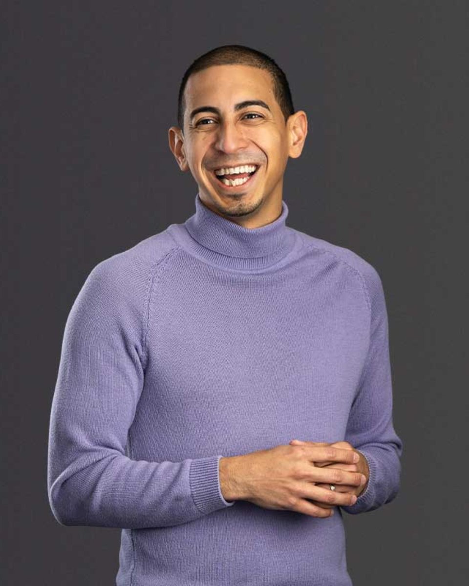 Alexander Diaz-Lopez, PhD, is bringing together students from Villanova University and the University of Puerto Rico for a summer research experience where they’re building community, gaining confidence and discovering a future in mathematics. 
Learn more: www1.villanova.edu/vu/magazine/sp…