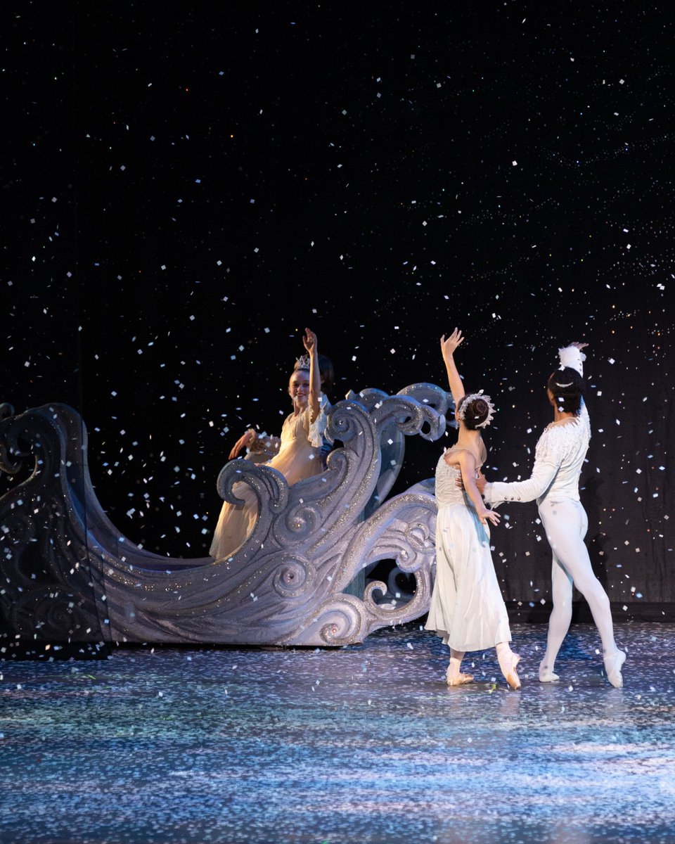 BalletArizona's tweet photo. Today is the LAST day to save 15% on tickets* to The Nutcracker with code SNOW. ❄️ Don’t miss your chance to set your holiday plans in motion and enjoy peace of mind. 

#balletarizona #phoenixaz #thenutcracker #thenutcrackerballet #thingstodoinphoenix https://t.co/um6U7tH7vl