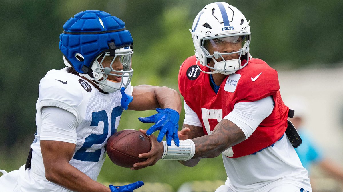 The #Colts are starting to have a legitimate quarterback competition on their hands.

READ: si.com/nfl/colts/news…