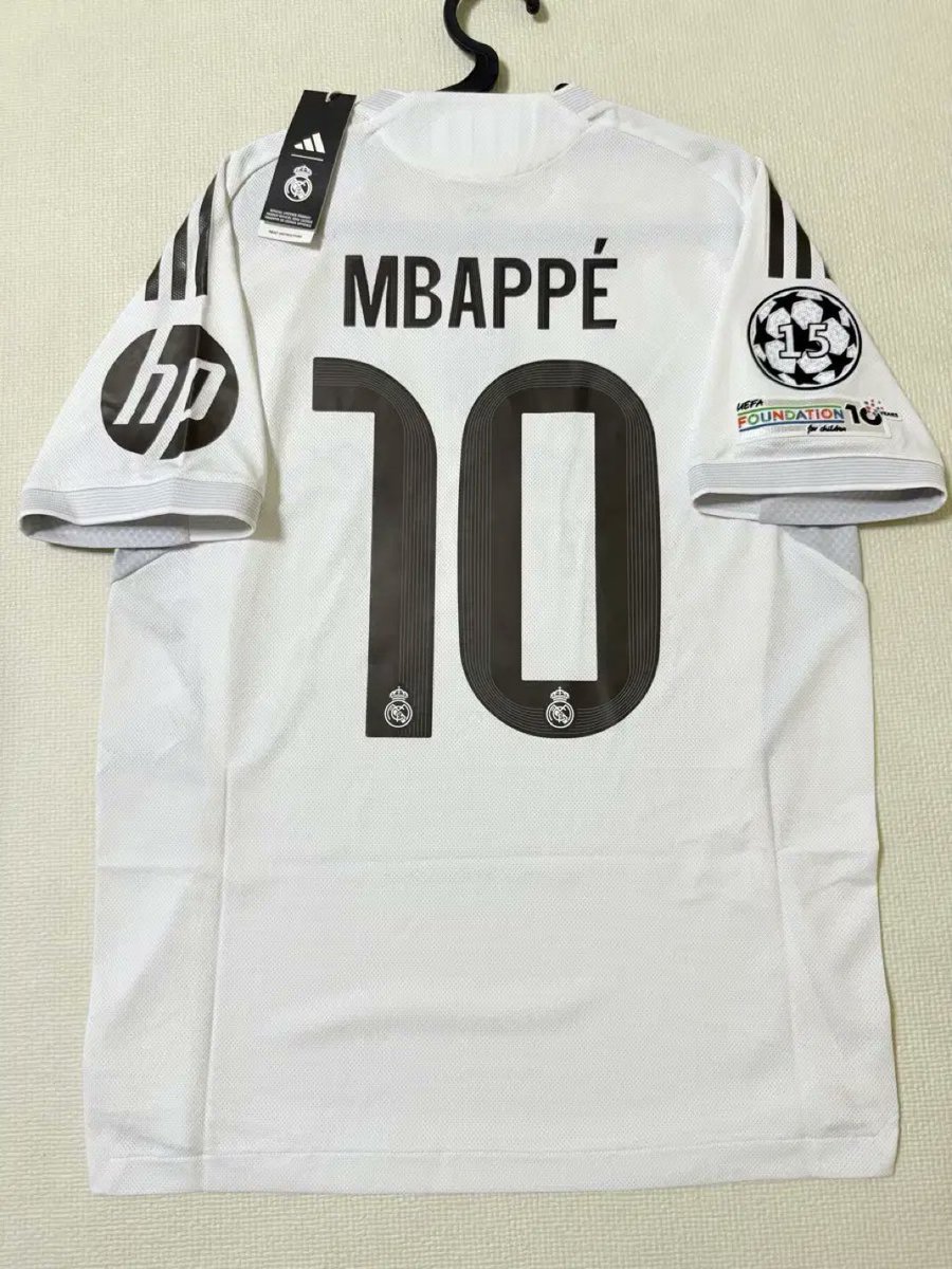 Recordad que tenéis disponible la camiseta de Mbappe con su nuevo dorsal 🐢 💜🤍