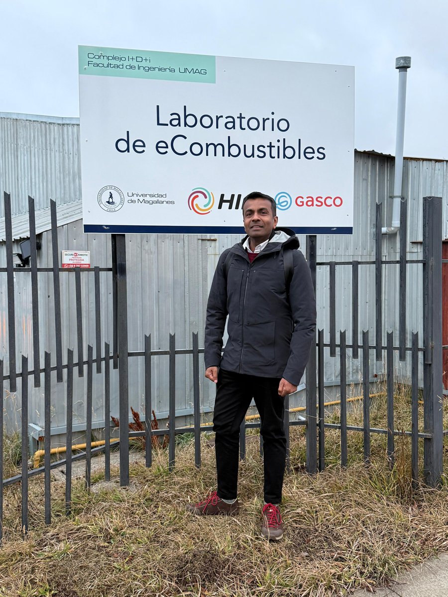 Nuestro Embajador Andrew Martin y el Ministro Consejero de Comercio Alvin D’Almaida se encuentran en #Magallanes para su primera visita oficial, donde ya han tenido interesantes reuniones con diferentes autoridades y organizaciones. 🇦🇺🤝🇨🇱