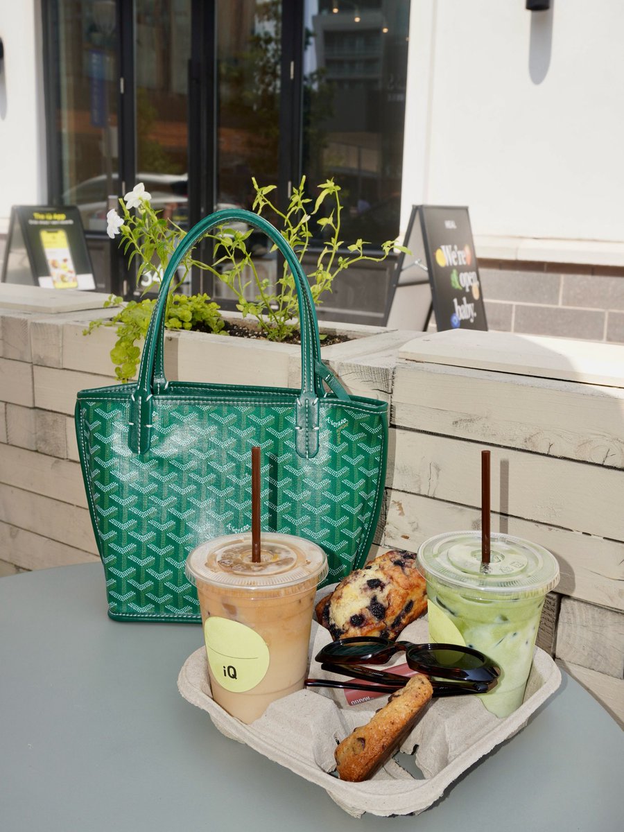 iQ (@iqfoodco) on Twitter photo spotted at don mills: your afternoon matcha ritual 🍵
<a href="/cfshopsdonmills/">CF ShopsAtDonMills</a>
$HBFG #iQ #toronto #shopsatdonmills spotted at don mills: your afternoon matcha ritual 🍵
<a href="/cfshopsdonmills/">CF ShopsAtDonMills</a>
$HBFG #iQ #toronto #shopsatdonmills