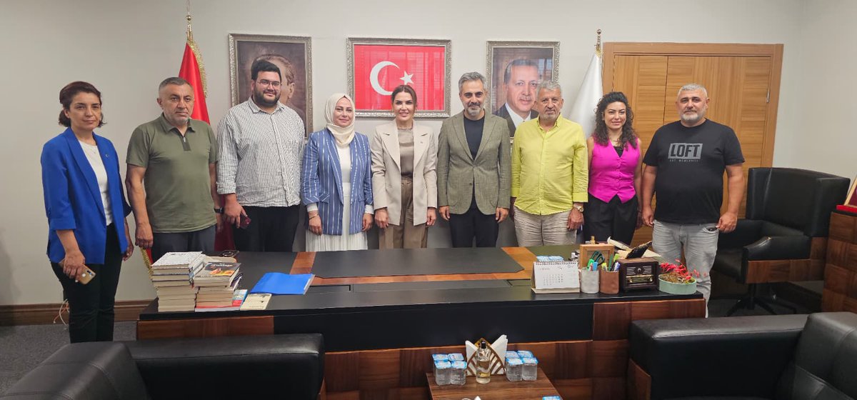 AvBehiye's tweet photo. 📍Ataşehir İlçe Başkanlığı

Ataşehir İlçe Teşkilatımızı ziyaret ederek üç kademe toplantımızı gerçekleştirdik.
İstişare ettik, sahadaki tecrübeleri paylaştık, ortak hedeflerimizi belirledik.
Teşkilatımızın enerjisiyle yolumuz daha hedef odaklı, adımlarımız daha kararlı!
@akpartiistanbul
@atasehirakparti @burakcifci34 @atasehirak1 @SedaBatal_24
@AtasehirAkGenc
@oguzhanyill