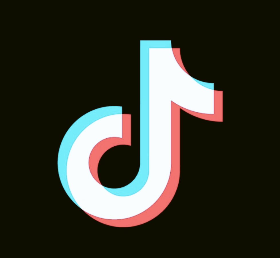 footybuzzHQ's tweet image. 📲 Starting August 2, Messi will wear a body camera during matches, with the footage streamed LIVE on TikTok 😳🎥