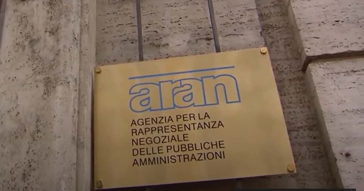 CISL Nazionale (@cislnazionale) on Twitter photo Lavoro, #DanielaFumarola: โContratto dirigenza funzioni centrali frutto concretezza e senso di responsabilitร di CISL e <a href="/cislfp/">CISL FP Nazionale</a>โ.
Leggi il comunicato๐ cisl.it/notizie/in-eviโฆ Lavoro, #DanielaFumarola: โContratto dirigenza funzioni centrali frutto concretezza e senso di responsabilitร di CISL e <a href="/cislfp/">CISL FP Nazionale</a>โ.
Leggi il comunicato๐ cisl.it/notizie/in-eviโฆ