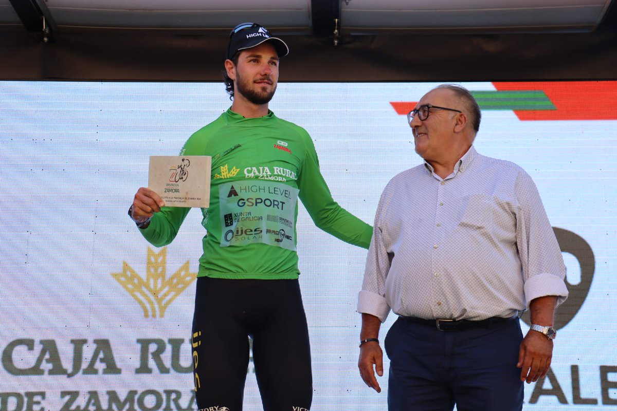 GsportTeam's tweet photo. 💚💙 @Joanmarbr #VueltaProvinciaZamora25

📝 Joan Marti Bennassar: 4️⃣ en la crono inaugural y 6️⃣ en la primera jornada en línea 

👏🏻👏🏻👏🏻 Líder de clasificación por Puntos y de las Metas Volantes https://t.co/KyfmYGDPyz