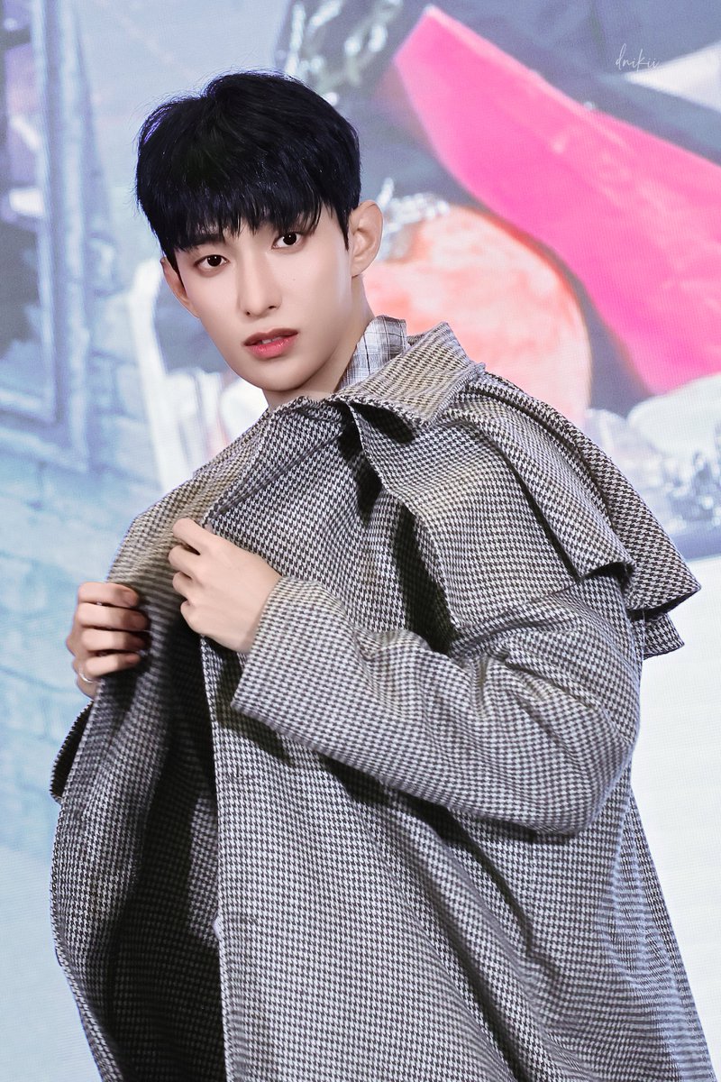 dnikii218's tweet photo. 250729  yzy

#세븐틴 #SEVENTEEN #이석민 #도겸 #dk #ドギョム https://t.co/WsrlkE0on2