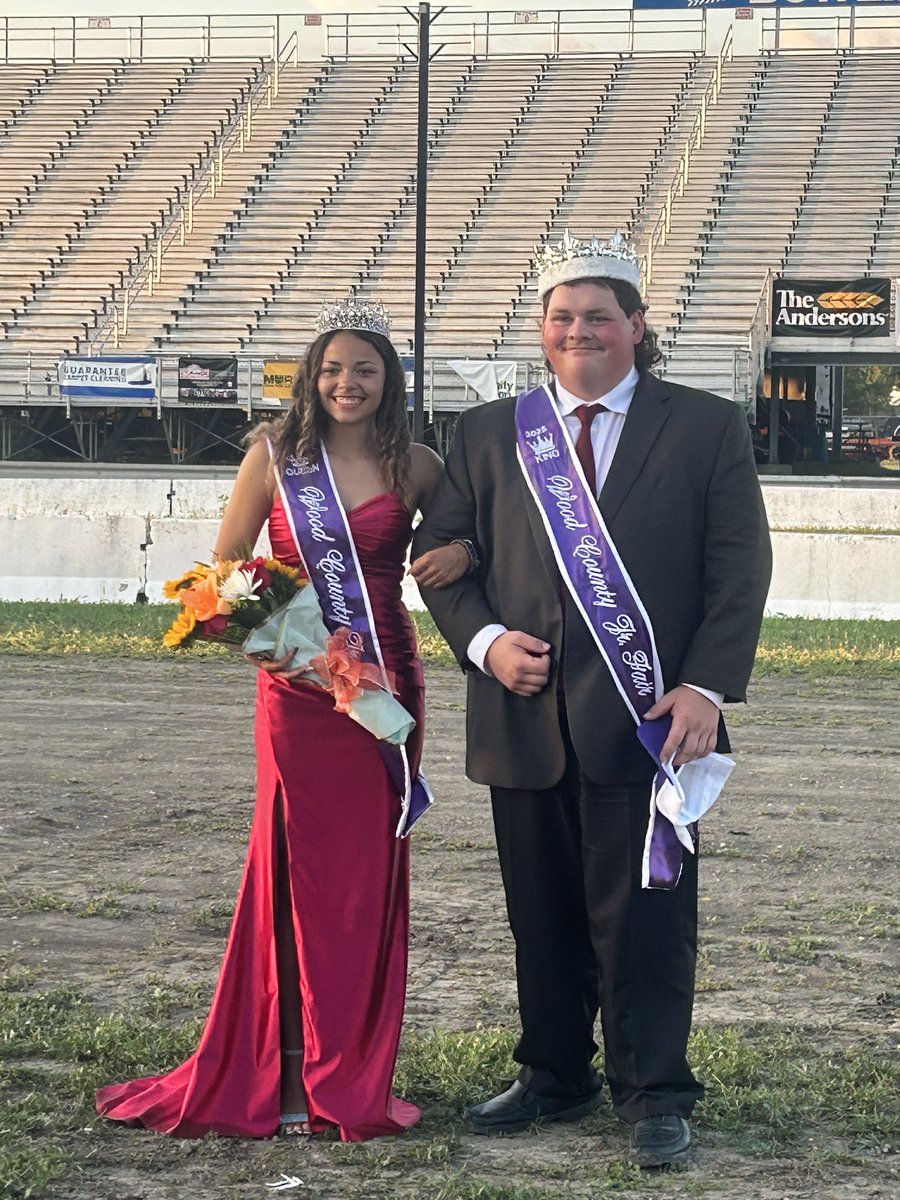 BG Schools (@bgschools) on Twitter photo The BG FFA is making a big impact at the Wood County Junior Fair! 🚜 Grace & Gavin repped <a href="/BGHSFFA/">Penta-Bowling Green High School FFA</a> as King & Queen candidates—congrats to Gavin on 1st runner-up! 👑 Congrats to BGHS alum Henry, this year’s King! Check out their crop & shop projects in the Junior Fair Building! The BG FFA is making a big impact at the Wood County Junior Fair! 🚜 Grace & Gavin repped <a href="/BGHSFFA/">Penta-Bowling Green High School FFA</a> as King & Queen candidates—congrats to Gavin on 1st runner-up! 👑 Congrats to BGHS alum Henry, this year’s King! Check out their crop & shop projects in the Junior Fair Building!