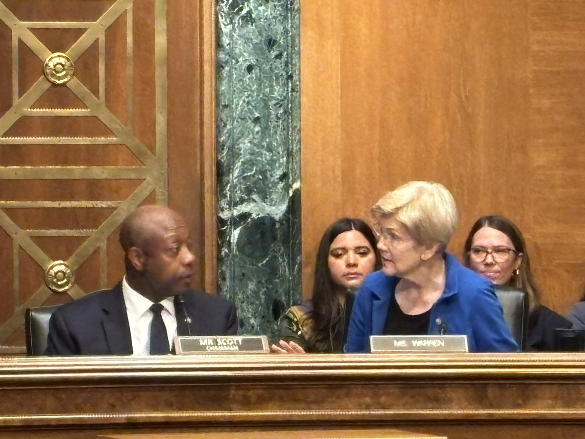 ROAD to Housing passes Senate Banking on a unanimous 24-0 vote. Thank you <a href="/SenatorTimScott/">Senator Tim Scott</a> and congratulations to <a href="/SenWarren/">Elizabeth Warren</a> for your leadership on this historic day for housing supply solutions for the U.S.