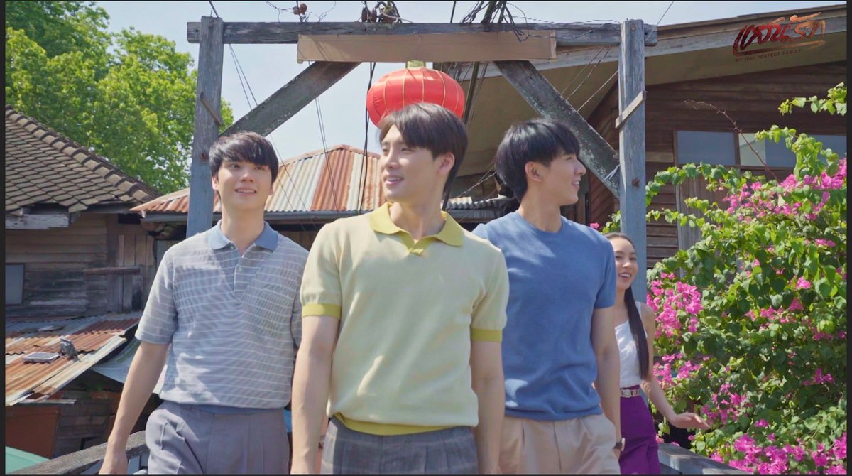 KhunpinNathanan's tweet image. วิ่งออกกำลังกายที่ตลาดเนี่ยนะรวี💢
#แสนรักEP1