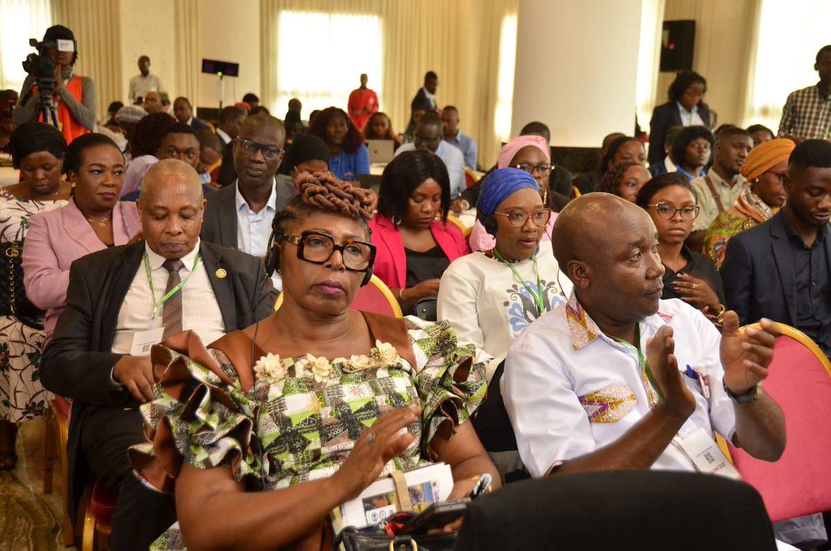 EcoAgri Media (@ecoagrimedia) on Twitter photo The 9th Africa Animal Welfare Conference officially opened yesterday in Yaoundé, Cameroon 🇨🇲 under the theme: Strengthening Actions for Animal Welfare and Environment. Read more at: ecoagrimedia.rw/2025/07/29/afr…
✍️:<a href="/JMukundente/">Jean Bernard Mukundente</a>
#AAWC2025 #AnimalWelfareAfrica The 9th Africa Animal Welfare Conference officially opened yesterday in Yaoundé, Cameroon 🇨🇲 under the theme: Strengthening Actions for Animal Welfare and Environment. Read more at: ecoagrimedia.rw/2025/07/29/afr…
✍️:<a href="/JMukundente/">Jean Bernard Mukundente</a>
#AAWC2025 #AnimalWelfareAfrica