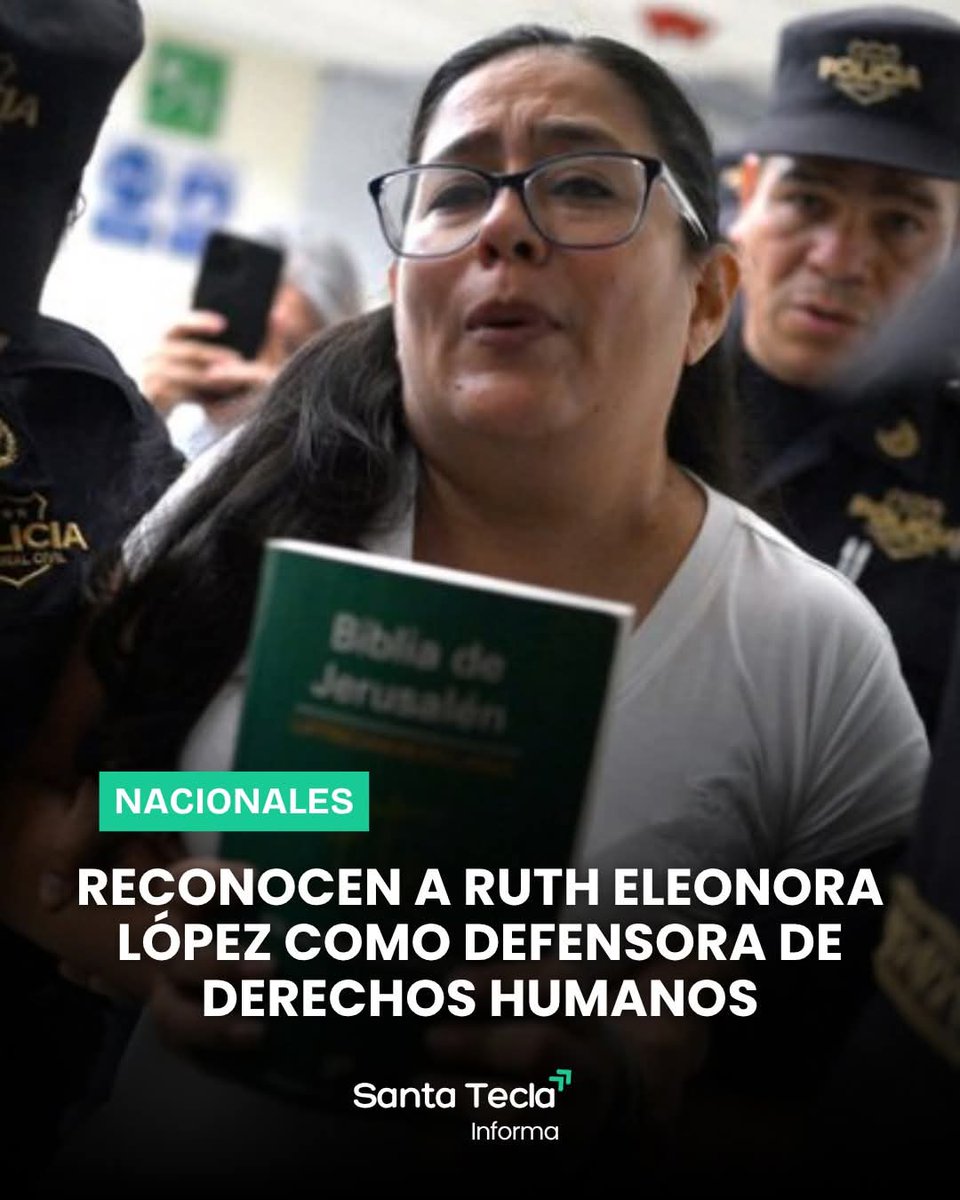 Bisne1212's tweet photo. Aun presa tiene más títulos que @nayibbukele xD ah ya me acorde no tiene ni título de Bachiller, el señor de la cremora https://t.co/20ZZCS3jbD