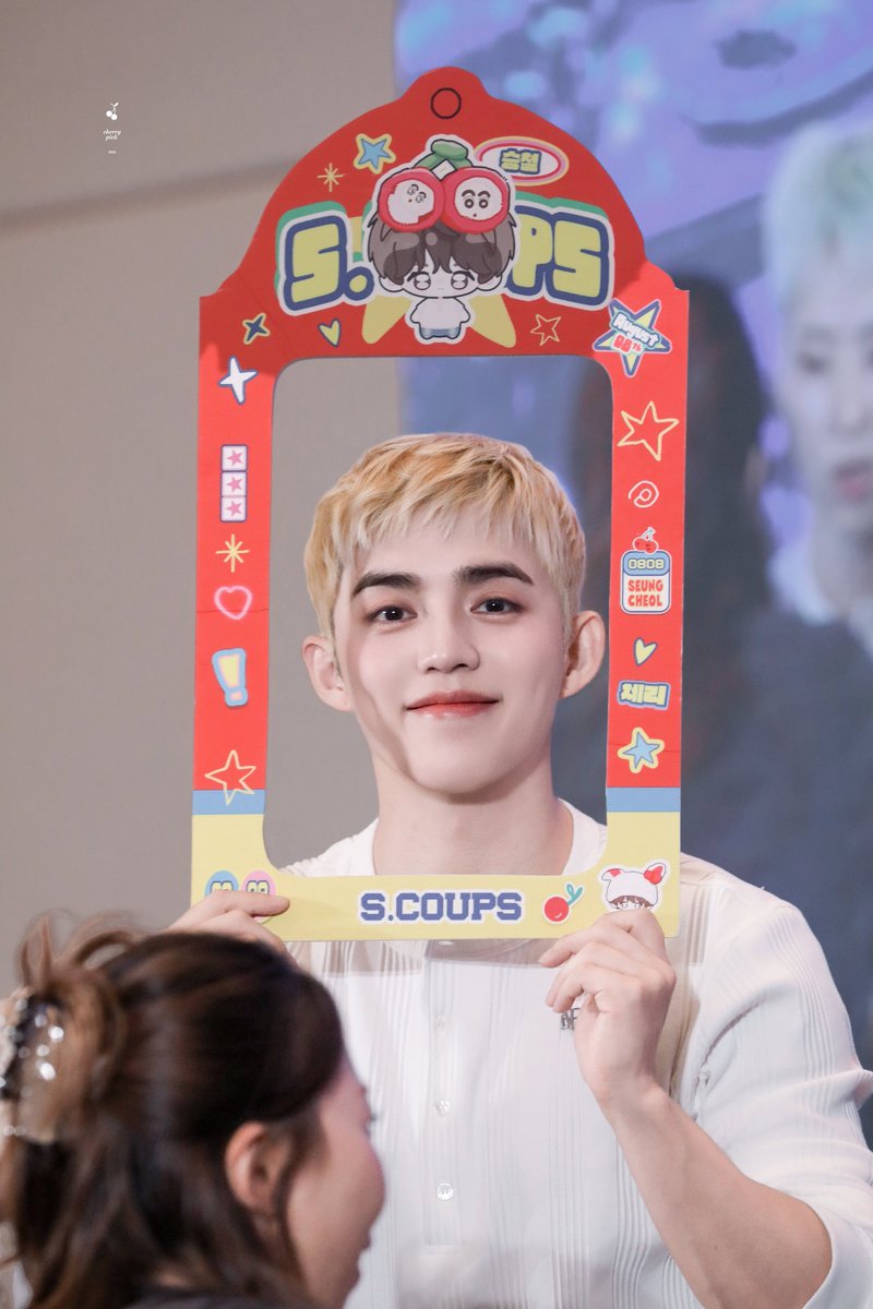 250729 yzy

포카 찰칵~~

#에스쿱스 #SCOUPS #승철 #최승철
#세븐틴 #SEVENTEEN
 <a href="/pledis_17/">세븐틴(SEVENTEEN)</a>
