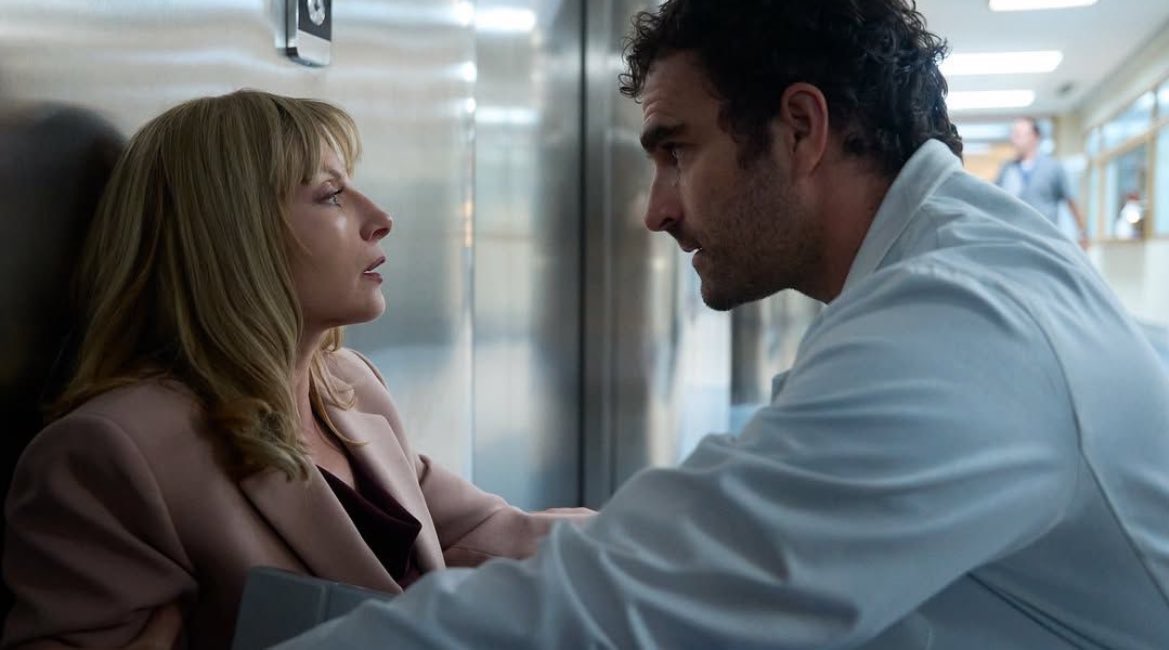 Todas: Patricia esta al borde del colapso o desmayo y Néstor la ayuda

Yo: Claramente es la parte de los fics donde la estampa contra la pared y la besa 😎