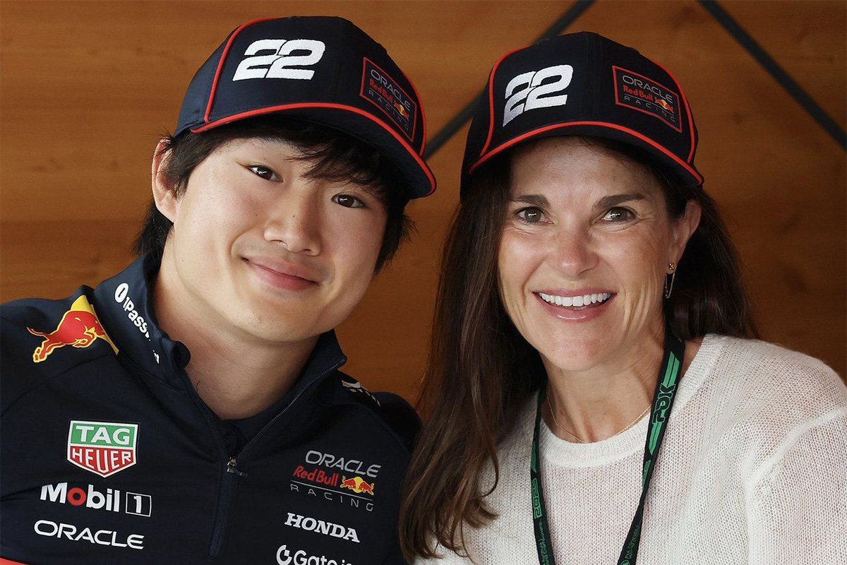 角田裕毅と“ピアストリママ”の対面にファン歓喜「ついに夢が叶った」
f1-gate.com/yuki-tsunoda/f… 

#F1 #f1jp #角田裕毅 #ピアストリママ #ベルギーGP #F1ベルギーGP 🇧🇪