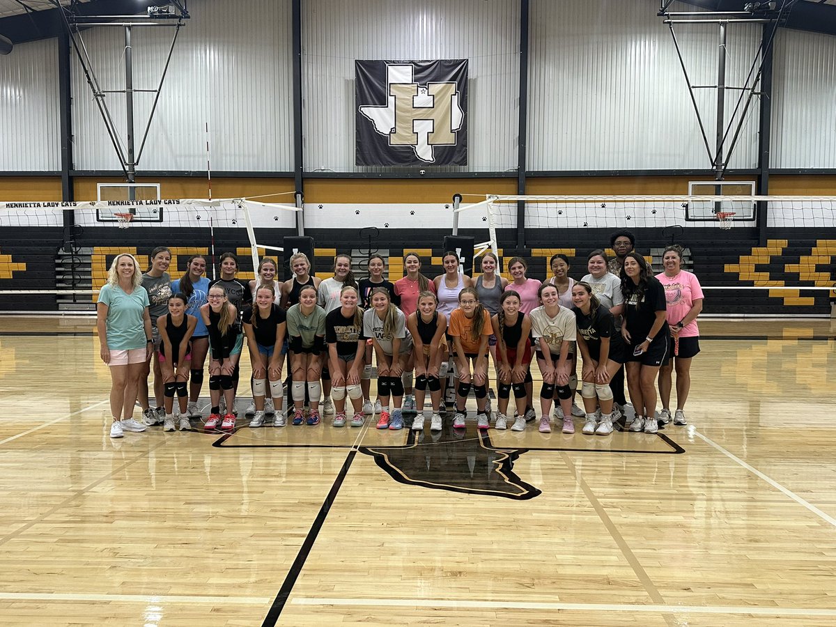 Hardworking Henrietta Lady Cats! <a href="/henrietta_isd/">Henrietta ISD</a>