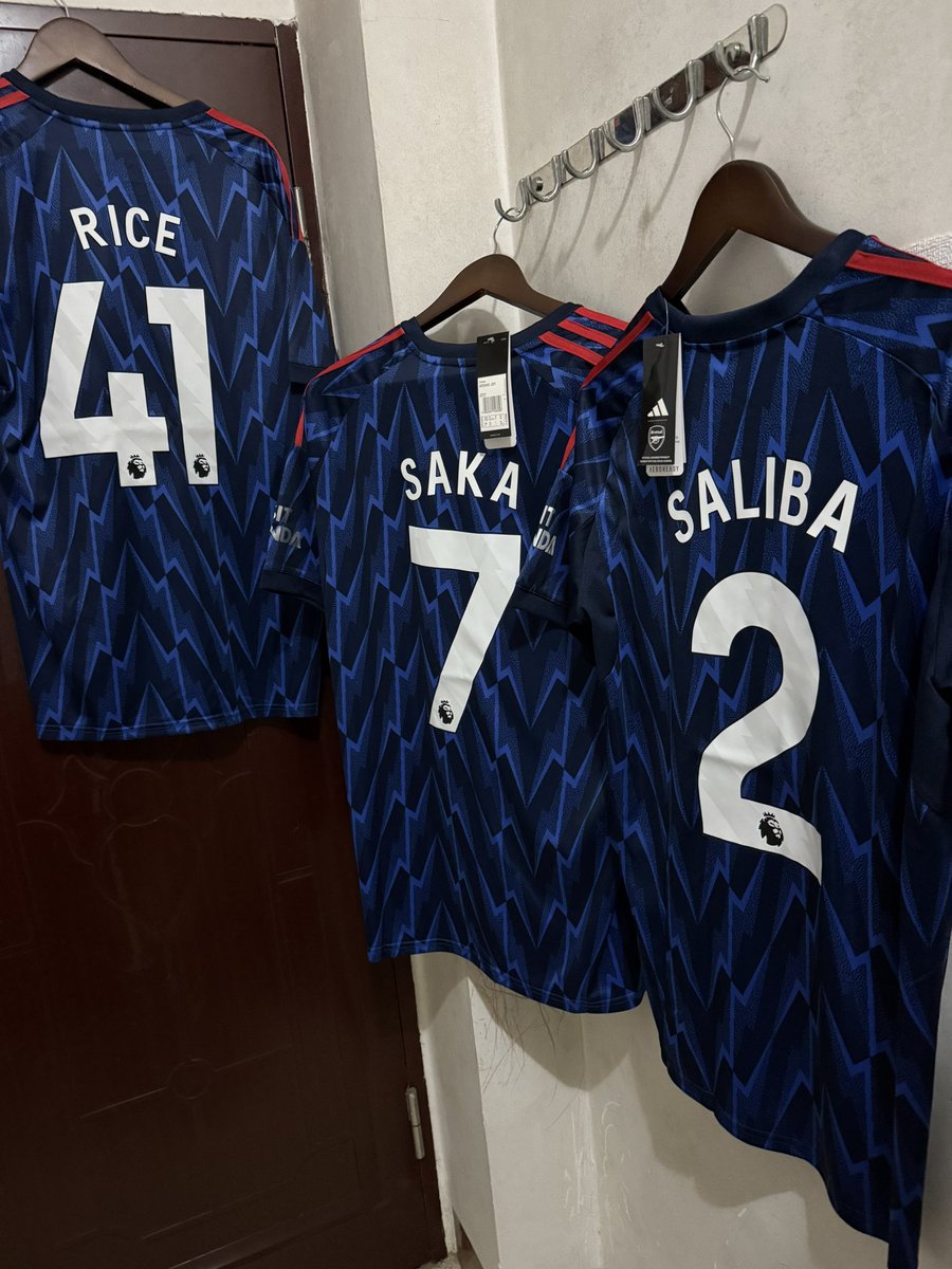 SpikeTweets_14's tweet photo. Get a quality jersey for as cheap as £15(Printed) 

Arrives in 2 weeks ✈️ 

Use my seller:syjersey
Arsenal Link: https://t.co/YHaa08iXzD

United Link: https://t.co/5k9tOQDsmS

Chelsea Link:  https://t.co/bO6sNETCoD

Others also in the list. Don't miss out https://t.co/1J2dWapt4B