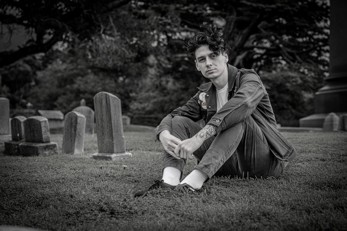 Melodic Magazine (@melodicmag) on Twitter photo .<a href="/bones_shredder/">Randy Moore 🦇</a> releases carthartic new single "Sky Is Falling" melodicmag.com/news/bones-shr… .<a href="/bones_shredder/">Randy Moore 🦇</a> releases carthartic new single "Sky Is Falling" melodicmag.com/news/bones-shr…