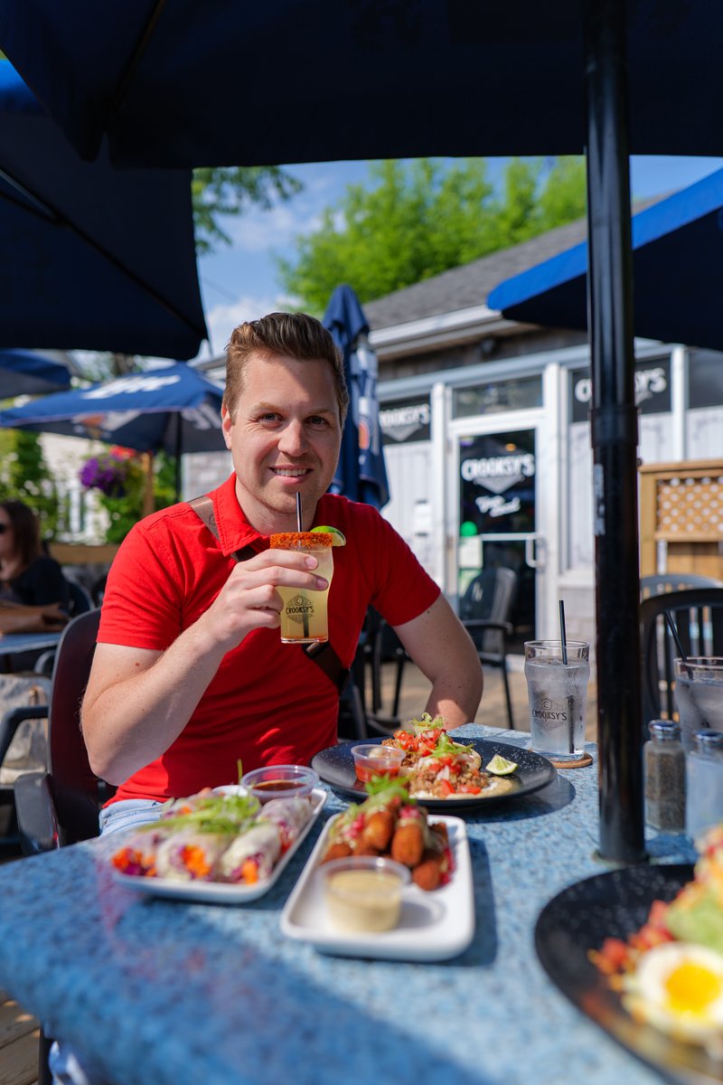 Crooksy's is one of my favourite places to shoot for Urbanicity, and our followers always love the videos! Check out their new patio and new summer menu just off the Hamilton Beach Strip.

#urbanicity #hamonteats #hamont #crooksys #crooksyspubandkitchen #hamiltonbeachstrip