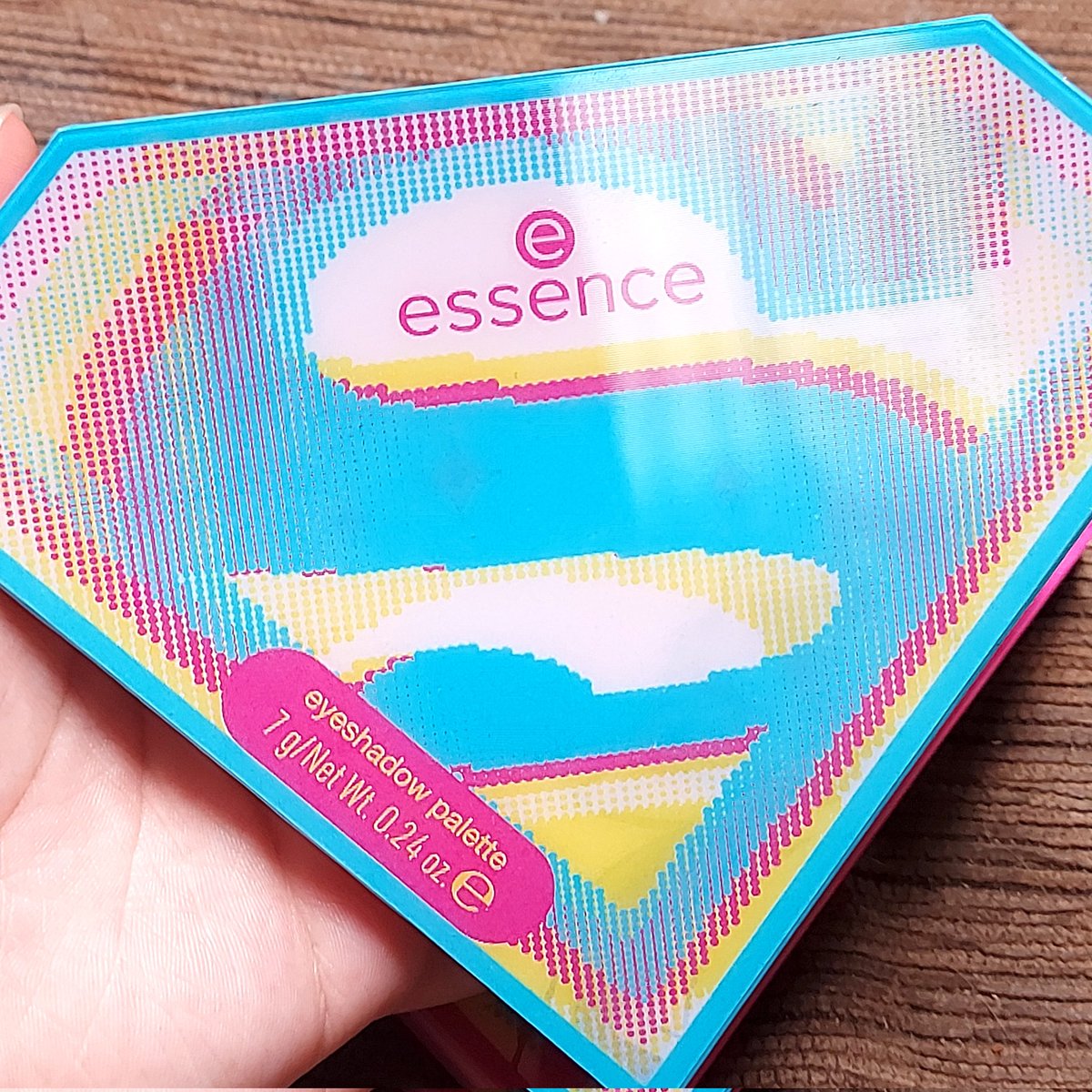 trazodonagirl's tweet image. RESENHA #CONFIRMADA