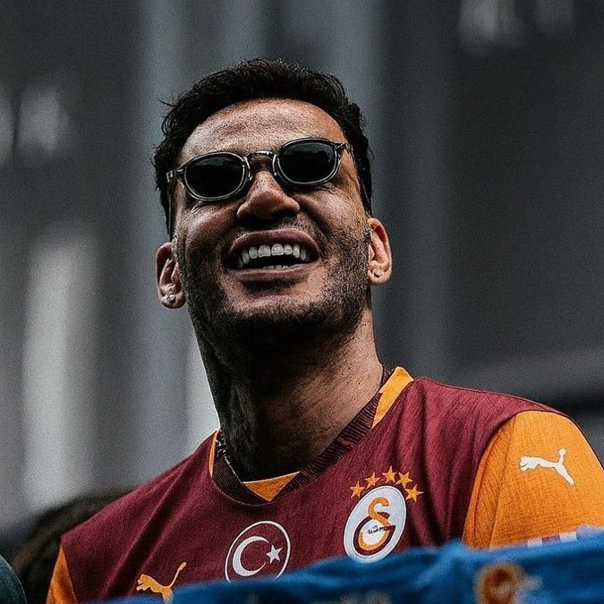 #EdersonGalatasaraya Yazan ve RT yapanları 5 saniye içinde takip ediyorum