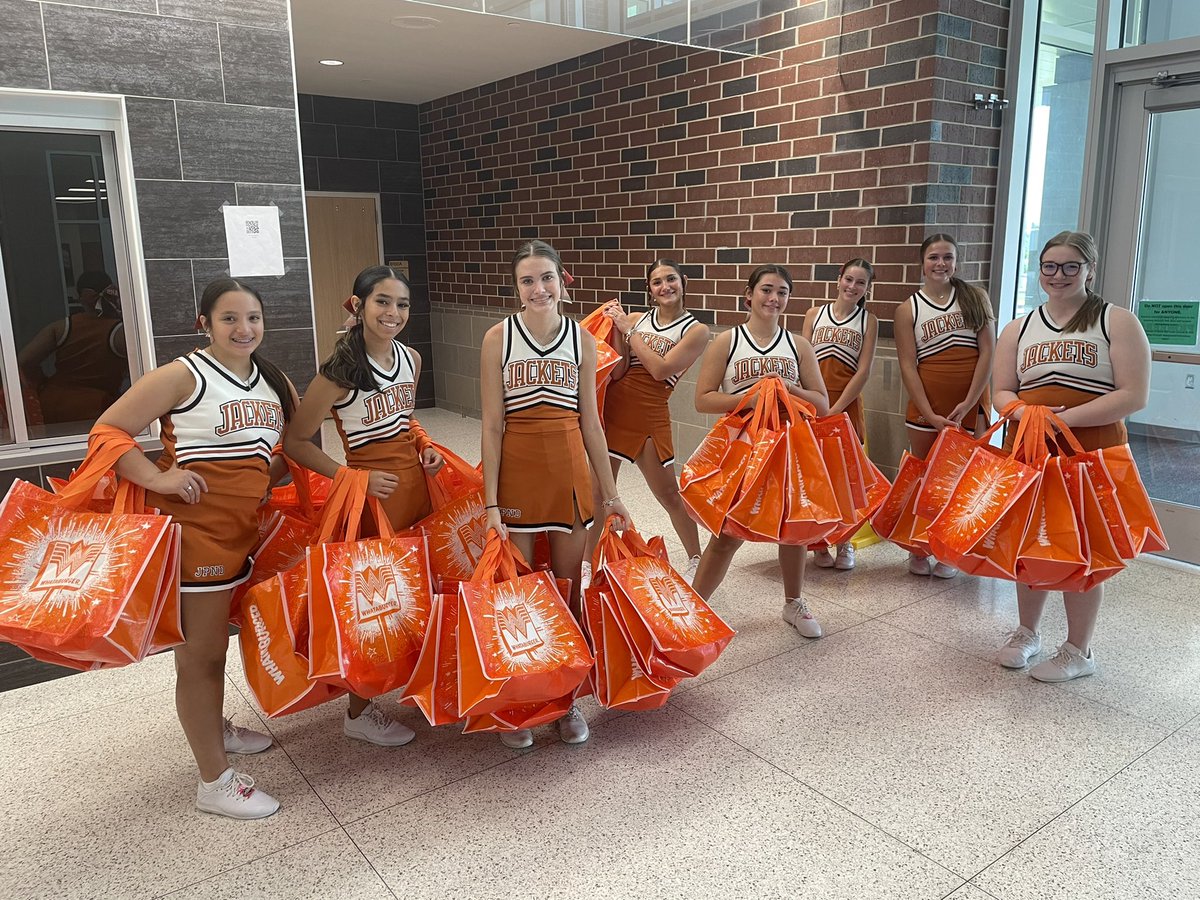 Alvin HS Cheer tweet media