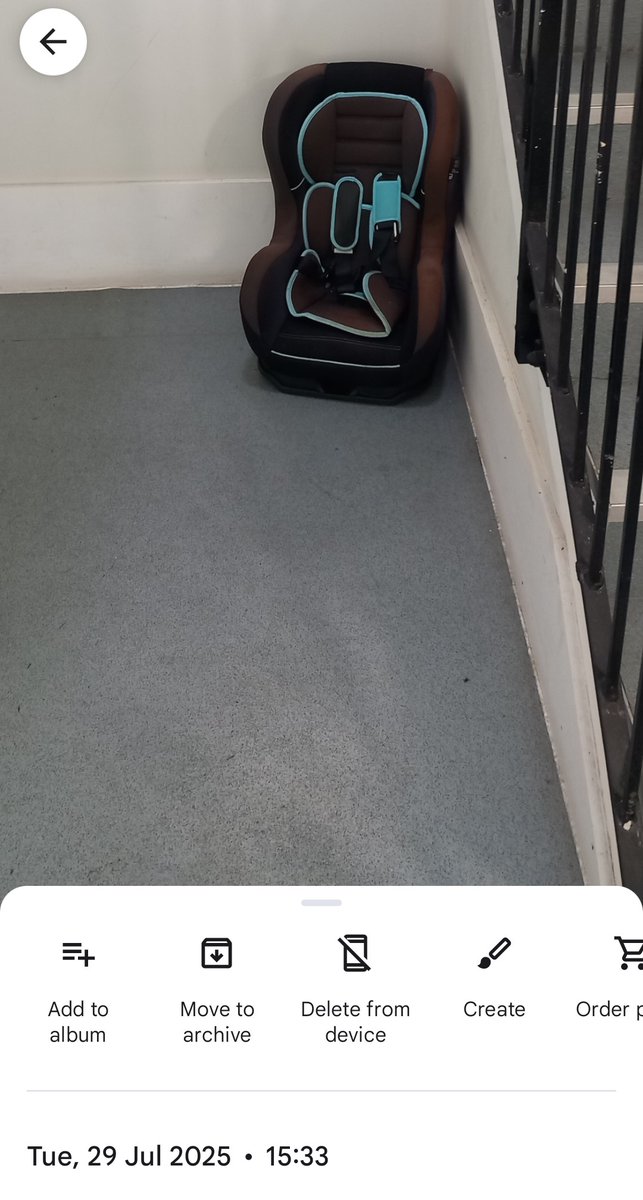 Anything BUT Countryside & Waltham Forest Council (@newbuildhell) on Twitter photo A car seat is left in a communal area for 3 days. <a href="/wfcouncil/">Waltham Forest Council</a> <a href="/WFConservatives/">Waltham Forest Conservatives</a> A car seat is left in a communal area for 3 days. <a href="/wfcouncil/">Waltham Forest Council</a> <a href="/WFConservatives/">Waltham Forest Conservatives</a>