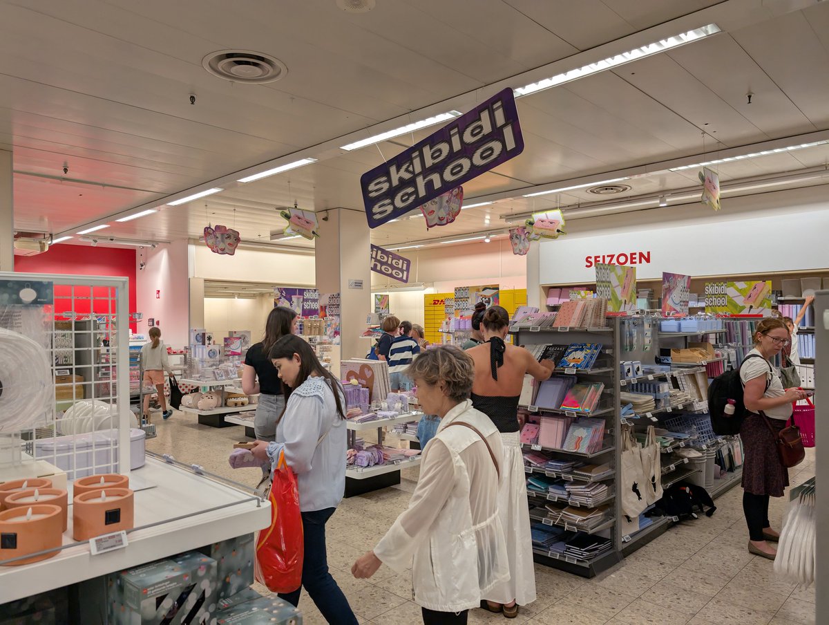 ZnxTech's tweet image. Skibidi