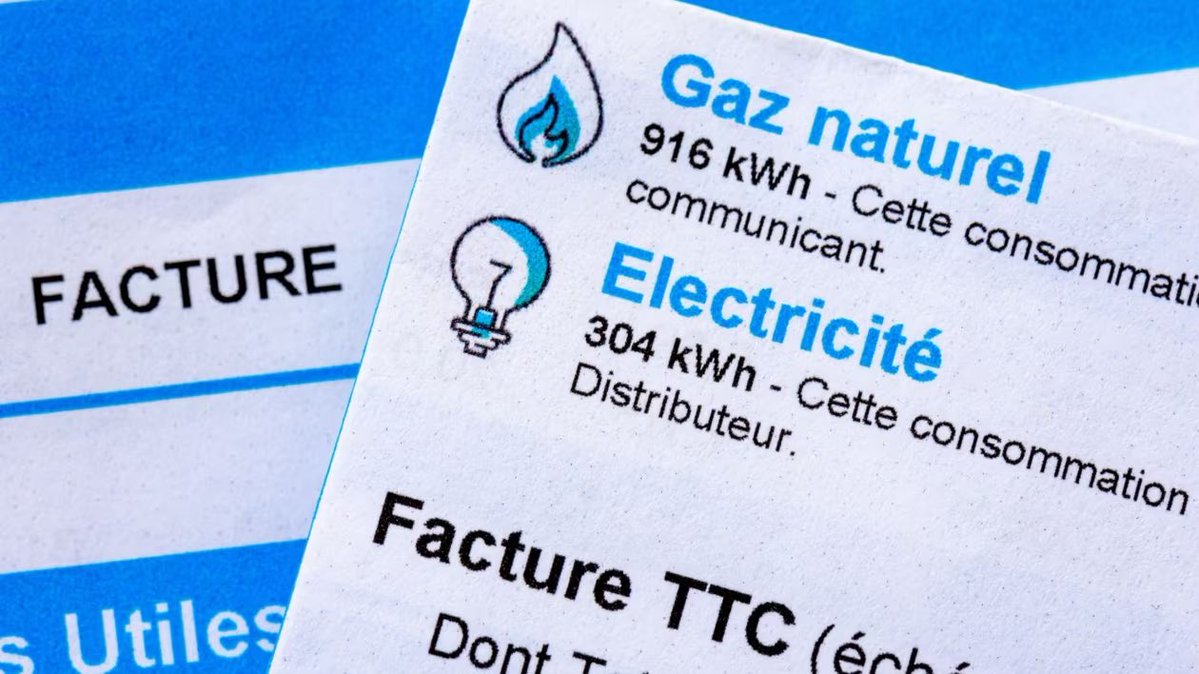 Ce vendredi 1er août : la TVA sur nos factures d’électricité va bondir de 5,5 à 20% !

« hausse rendue obligatoire par l’Union européenne »
(cf : capital.fr/votre-argent/a…)

➡️ On reste encore combien de temps dans ce machin fou ?!
Sortons de l’UE, et vite ! #Frexit