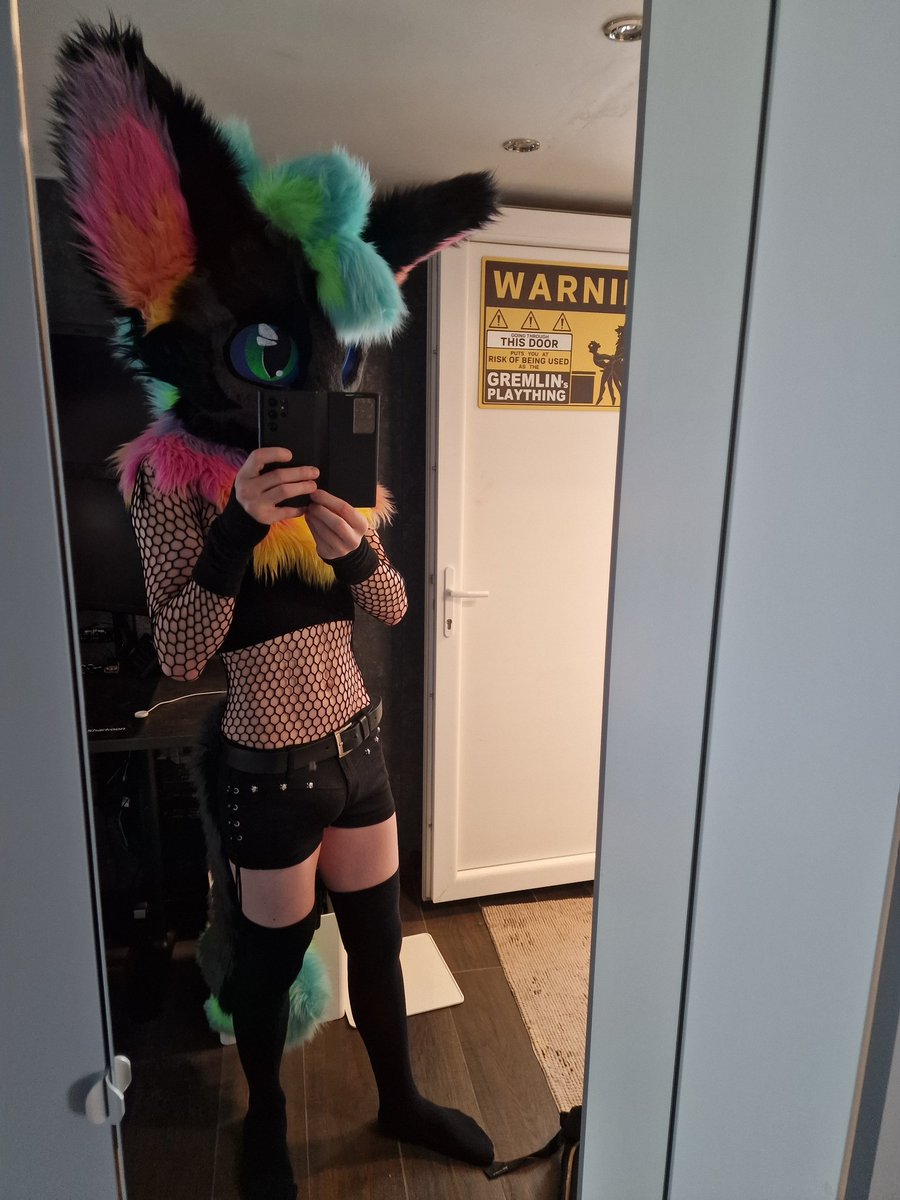 Stripe (@stripe_69_) on Twitter photo How's my new outfit this #TummyTuesday
#Furry #fursuit How's my new outfit this #TummyTuesday
#Furry #fursuit
