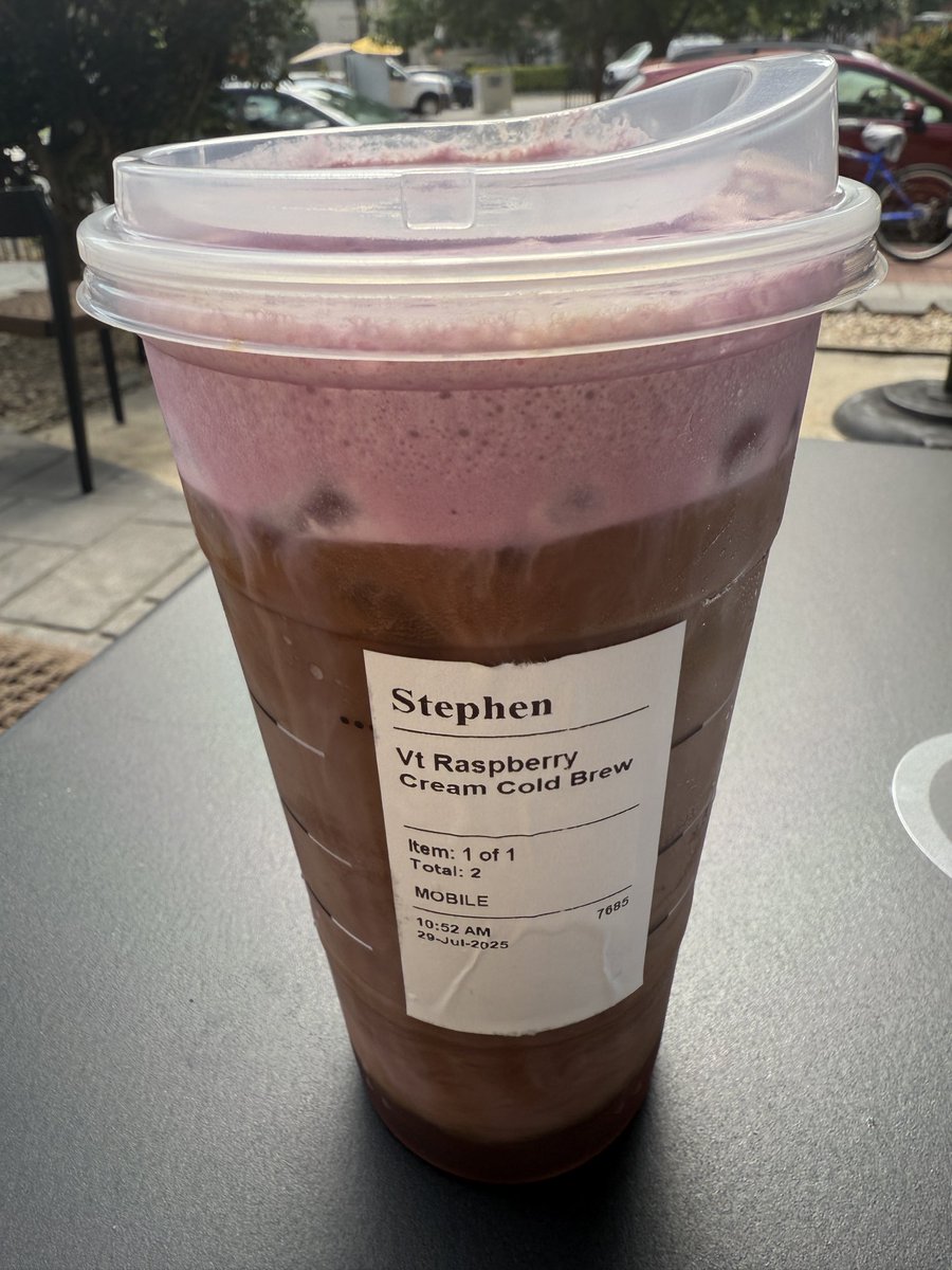 This gorge new raspberry iced coffee at Starbucks rn