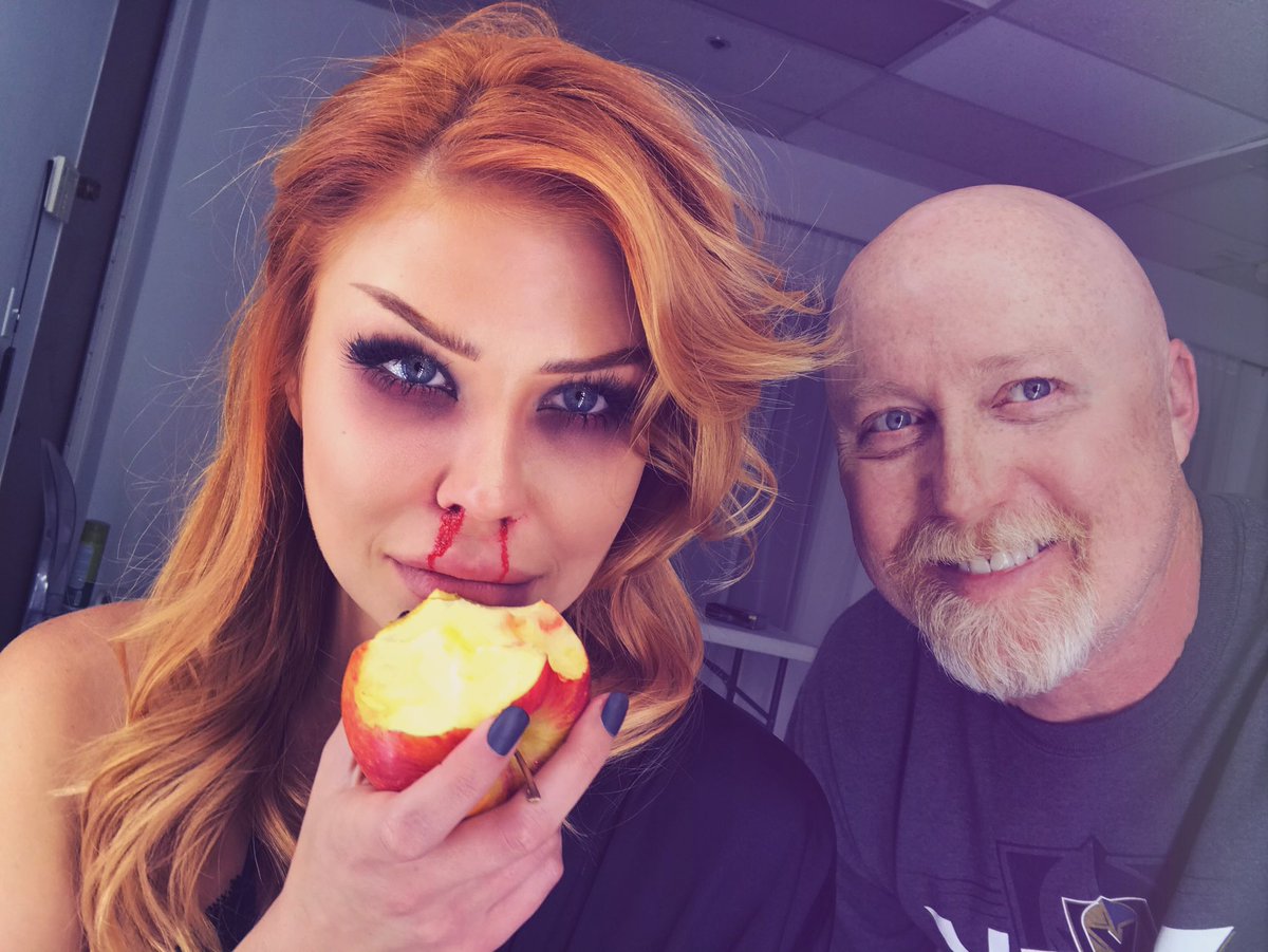 SteveCookPhoto's tweet image. Flashback to the days when Tiff was my muse. She pushed me to experiment and always keep at it.