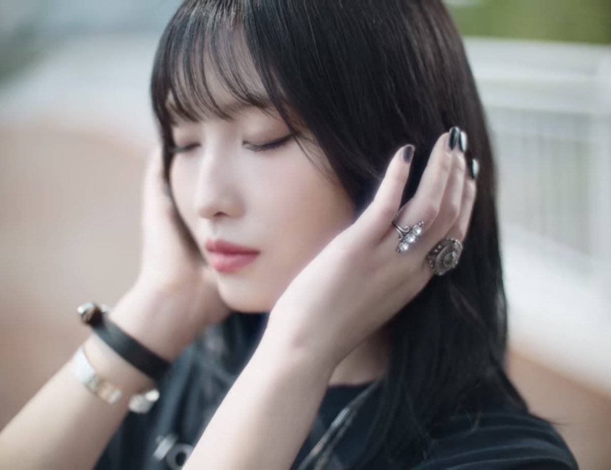 美しすぎる🥺💖
#TWICE_ENEMY #ENEMY