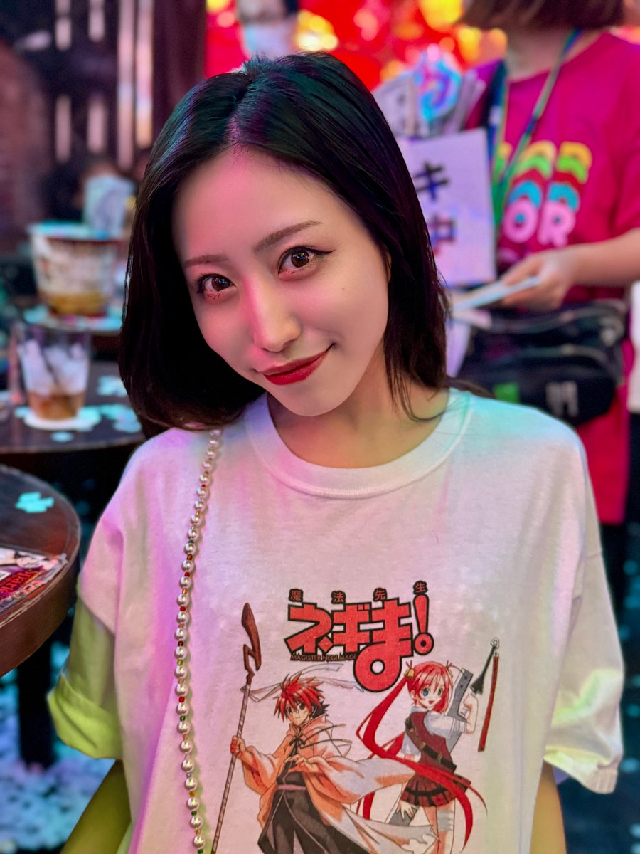 懐かしすぎてネギま撮ろうと思ったら不覚にも風◯店の宣材写真みたいなってしまったごめん
やっぱりあもは顔が写ってる方が可愛いなっ？
ショー前より何かが減ってるのは気のせいだ🙈
Ti Amo♡

#すぱすぱ #鬼の2枚重ね