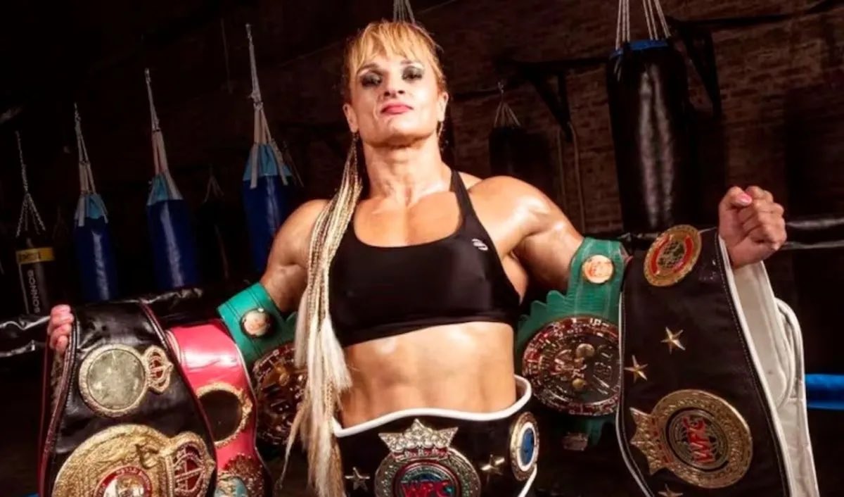 𝑳 𝒂 𝒖 𝒓 𝒂 (@lauritula) on Twitter photo <a href="/TyCSports/">TyC Sports</a> Gracias viejo por hacerme conocer a tremendo mujerón.
In my books, una reina.
Una que pasó cosas muy feas y aún así, le sonreía a la vida y nunca dejó de luchar.
Habrá que seguir su ejemplo.
Luchar por ser felices.
Y dejar de ser tan pelotudas 🥹
Descansá, Campeona. <a href="/TyCSports/">TyC Sports</a> Gracias viejo por hacerme conocer a tremendo mujerón.
In my books, una reina.
Una que pasó cosas muy feas y aún así, le sonreía a la vida y nunca dejó de luchar.
Habrá que seguir su ejemplo.
Luchar por ser felices.
Y dejar de ser tan pelotudas 🥹
Descansá, Campeona.